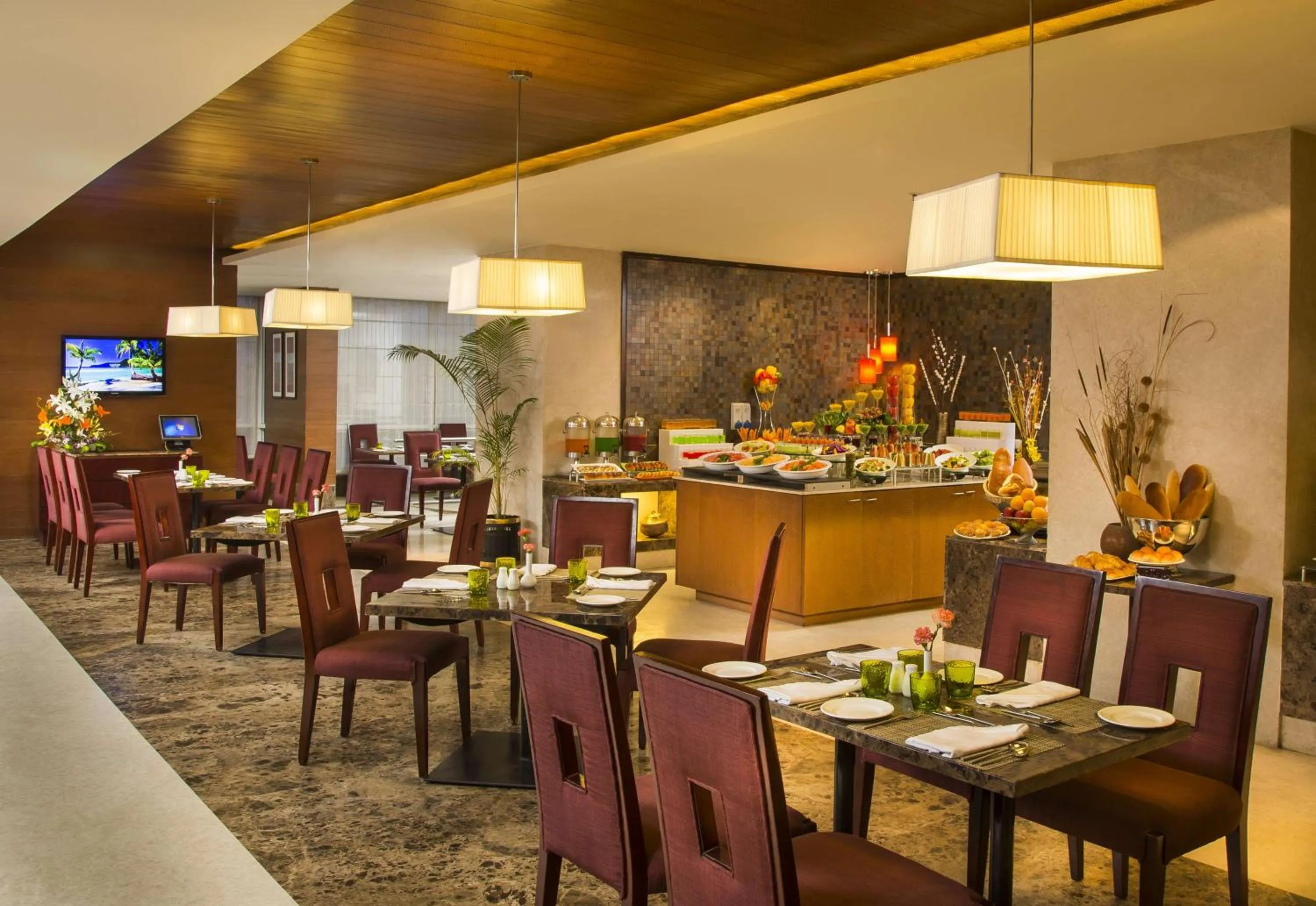 Restaurant/places to eat in Mysore County Retreat