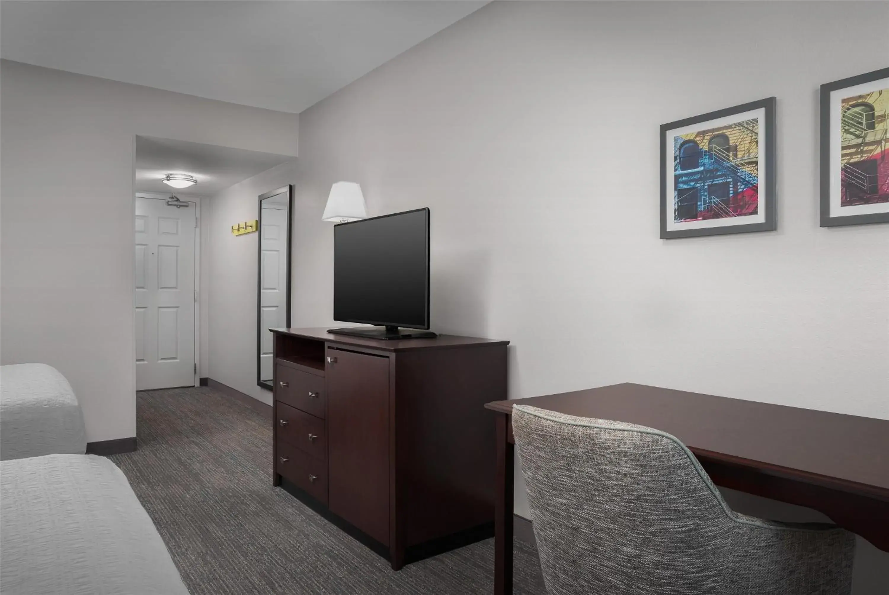 Room with Two Queen Beds - Non-Smoking in Hampton Inn & Suites Omaha-Downtown Room with Two Queen Beds - Non-Smoking in Hampton Inn & Suites Omaha-Downtown