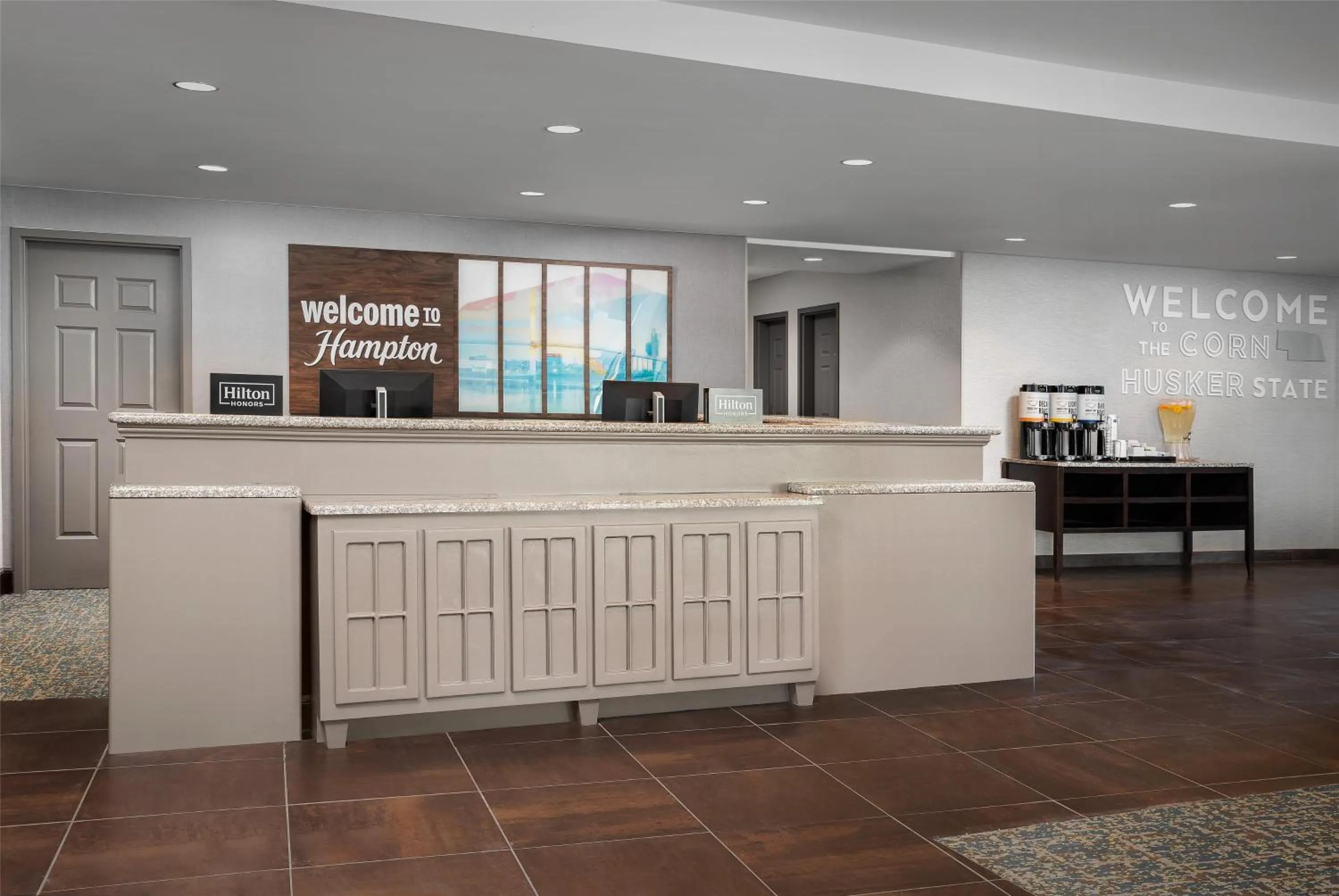 Lobby or reception in Hampton Inn & Suites Omaha-Downtown