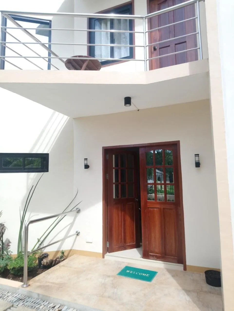 Facade/entrance in J and C Residences