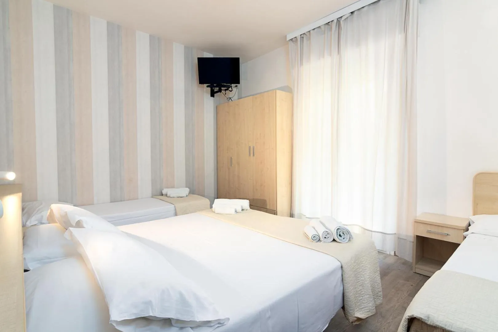 Bedroom, Bed in Hotel Arlecchino Riccione