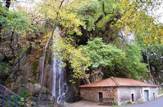 Hotel Prigipikon Suites and sofites