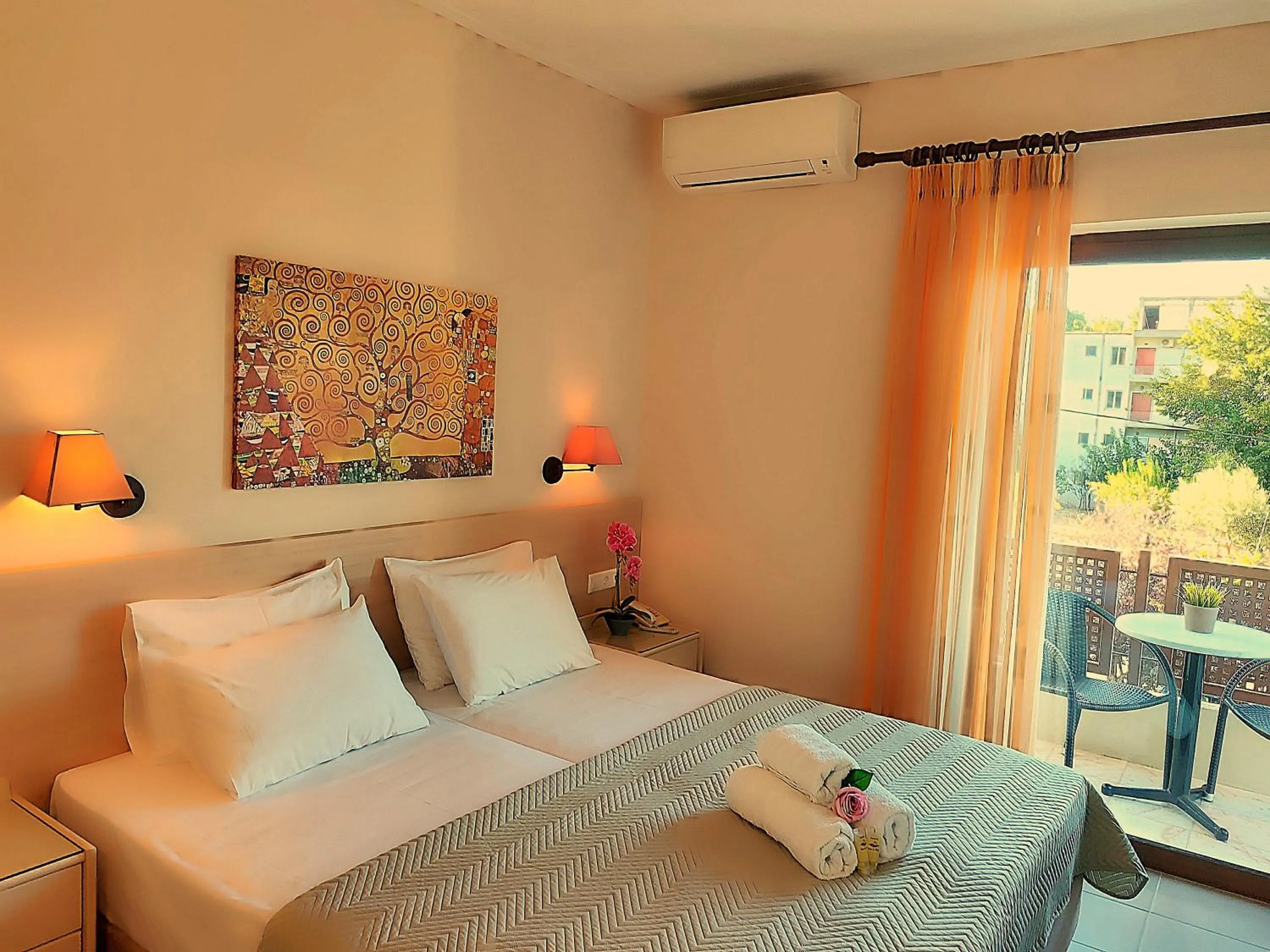 Bed in Hotel Prigipikon Suites and sofites