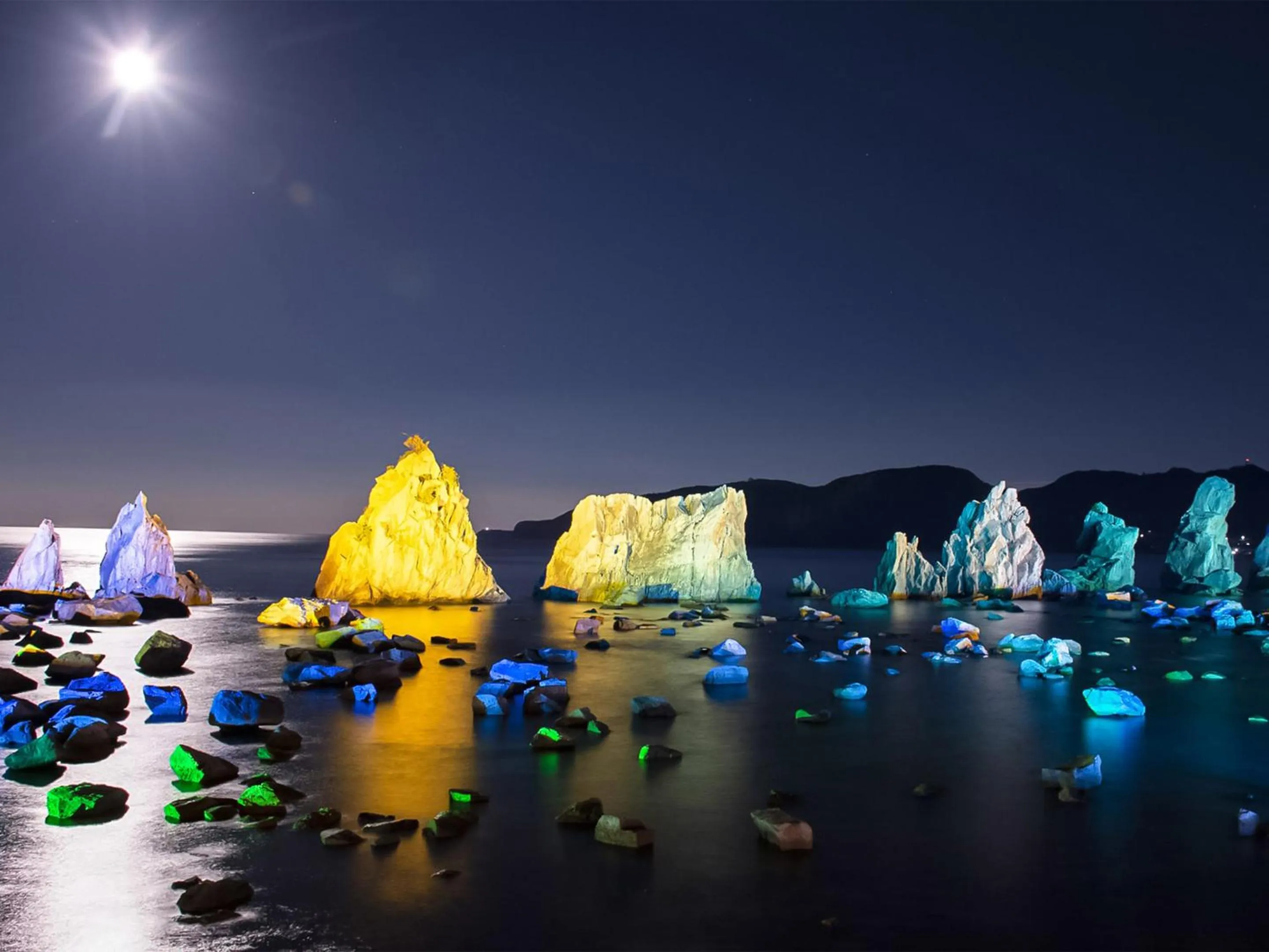 Sunrise in Guest Cafe Kuchikumano