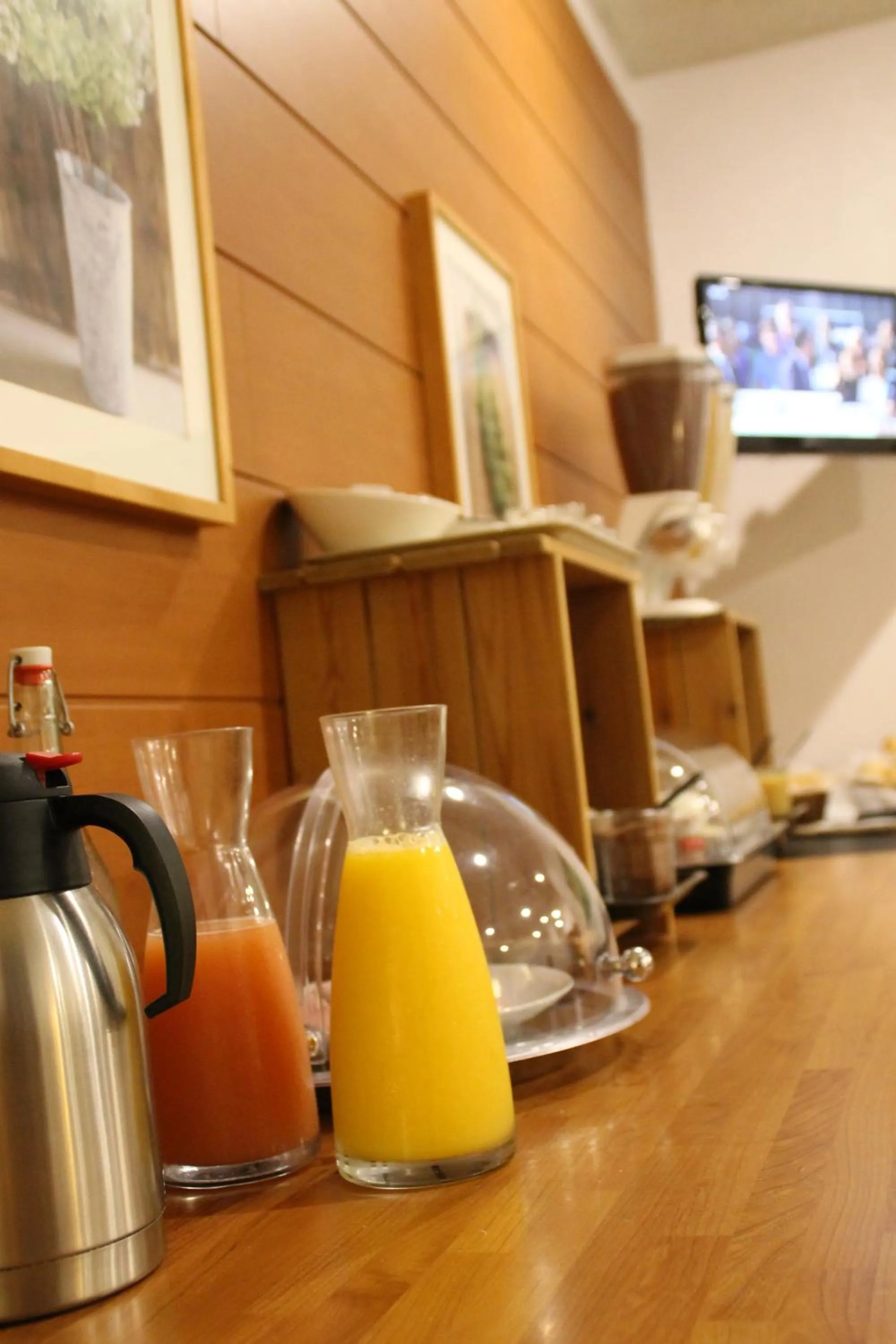 Continental breakfast in Hôtel Rivière