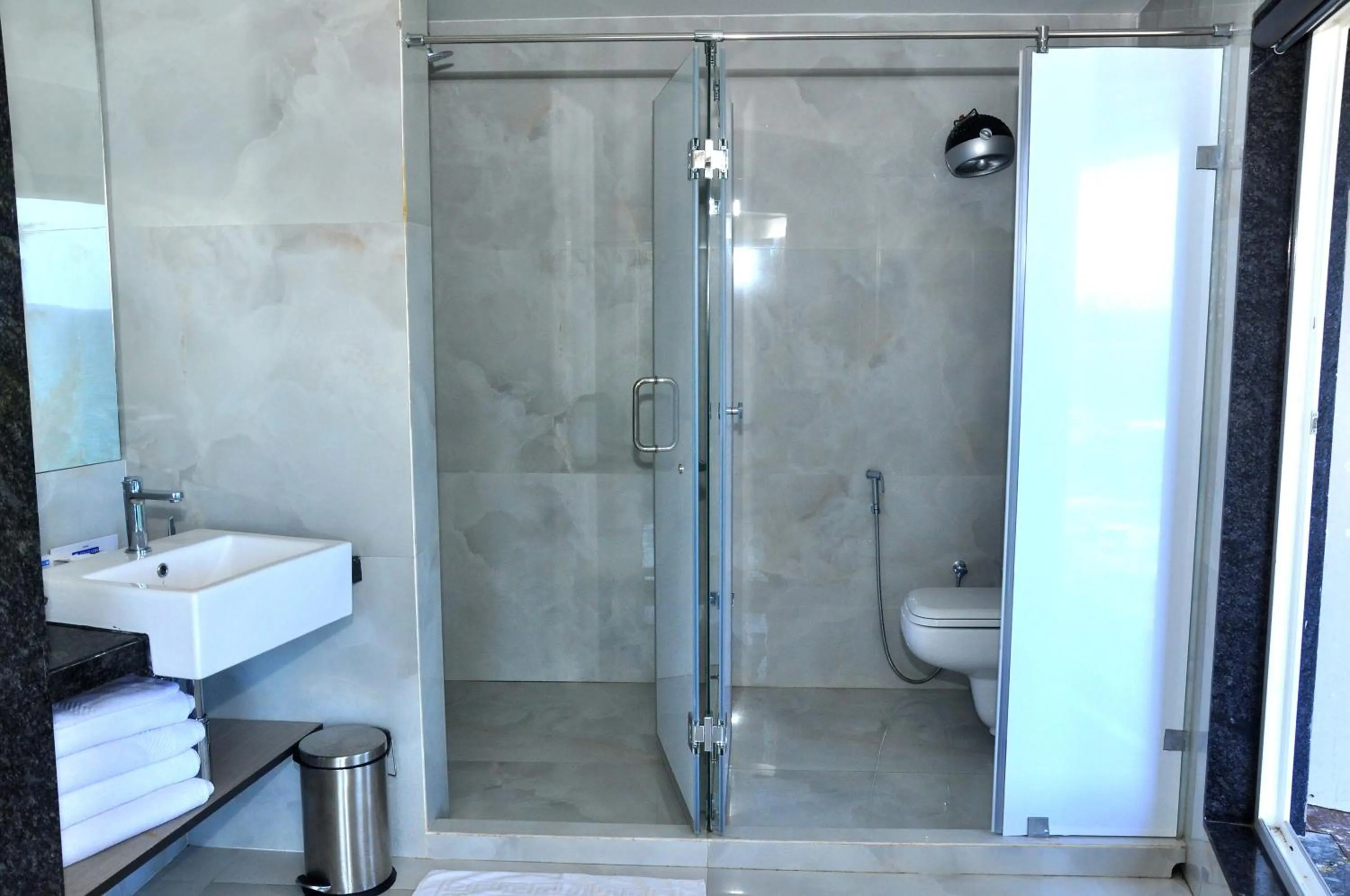 Bathroom in Sinclairs Bayview