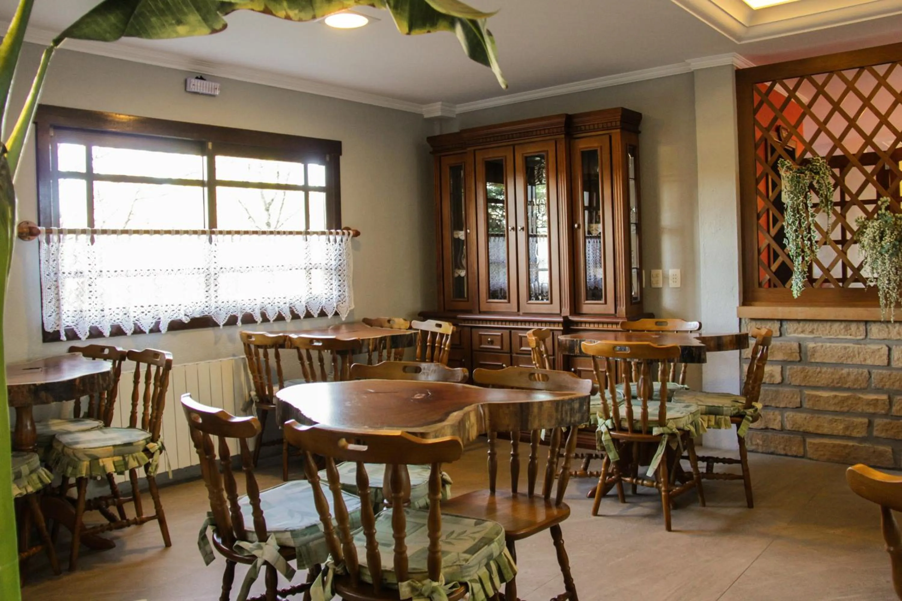 Restaurant/places to eat in Hotel Aconchego da Serra