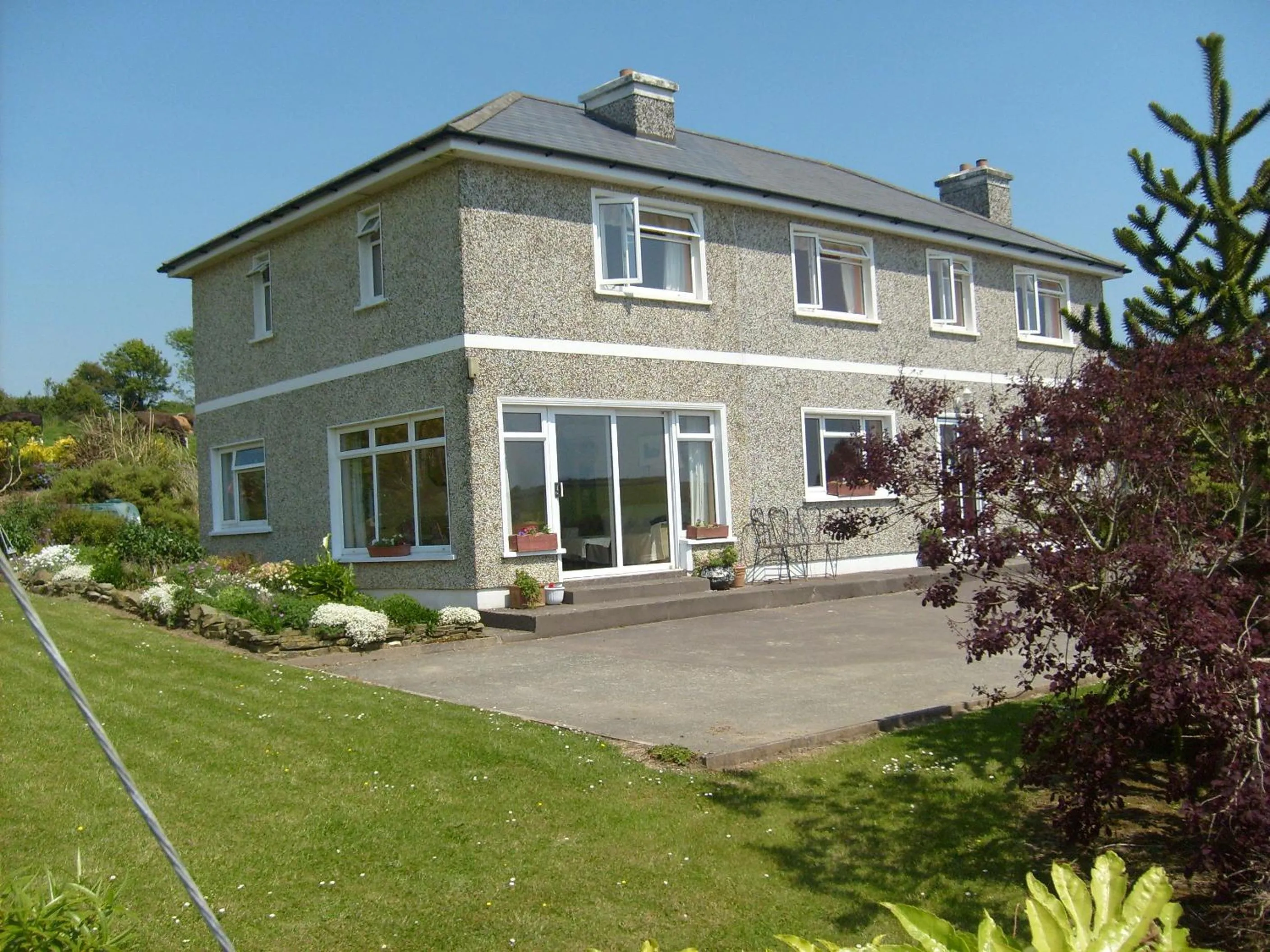 Property building in Seafield Farmhouse