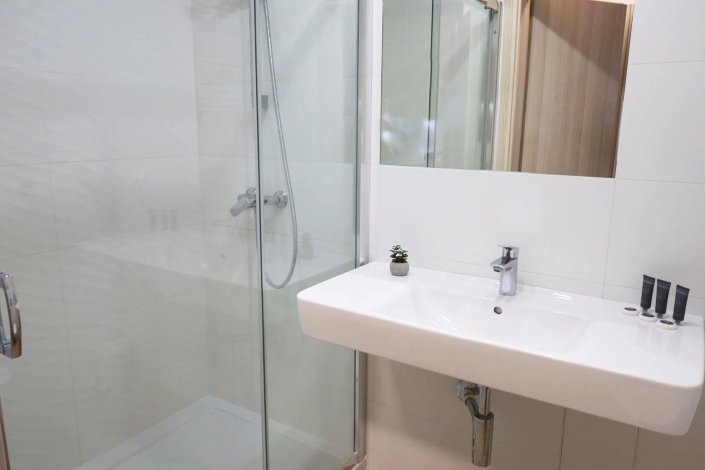 Osiedle Cesarskie Apartamenty - Parking - Apartamenty Bryza