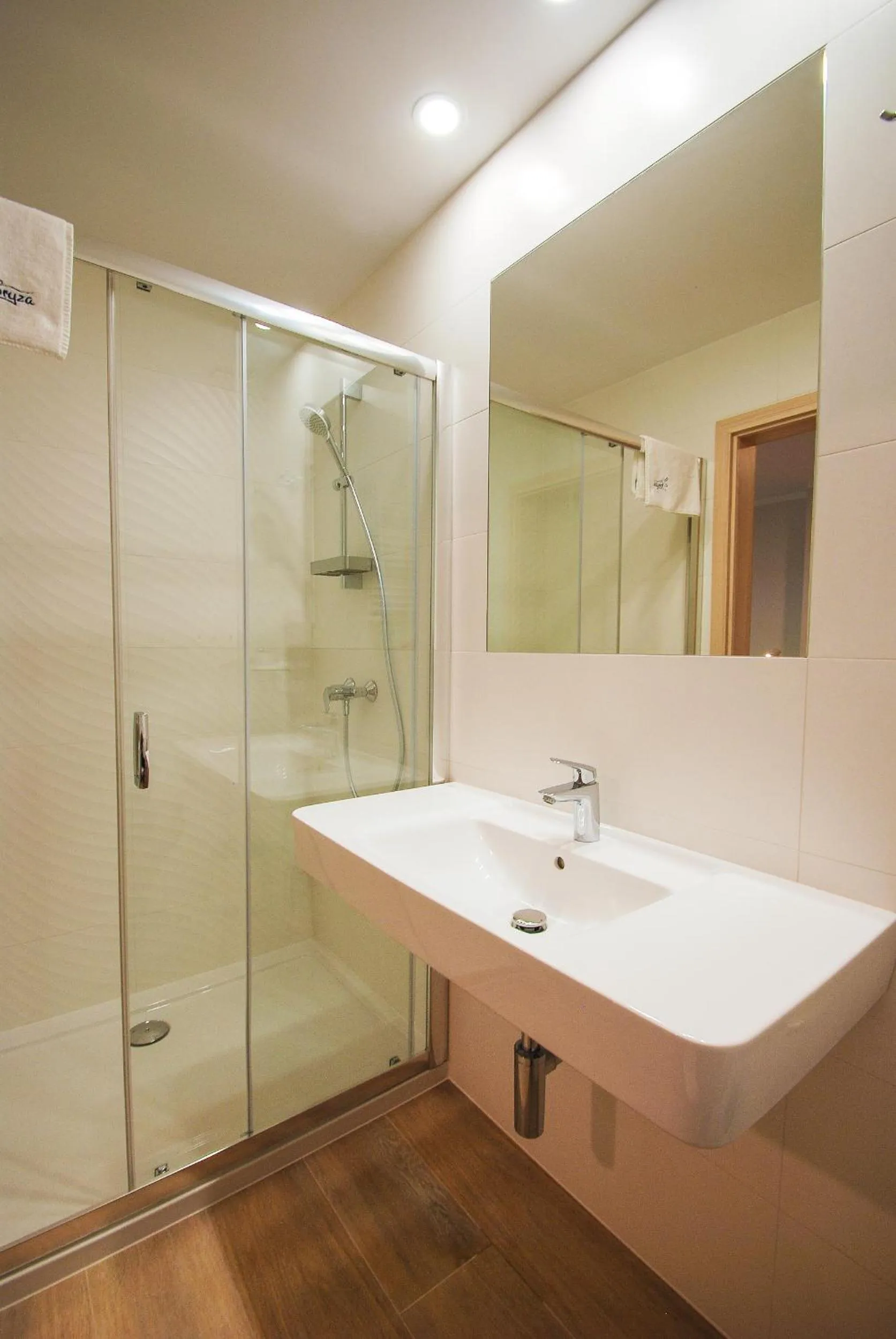 Bathroom in Osiedle Cesarskie Apartamenty - Parking - Apartamenty Bryza