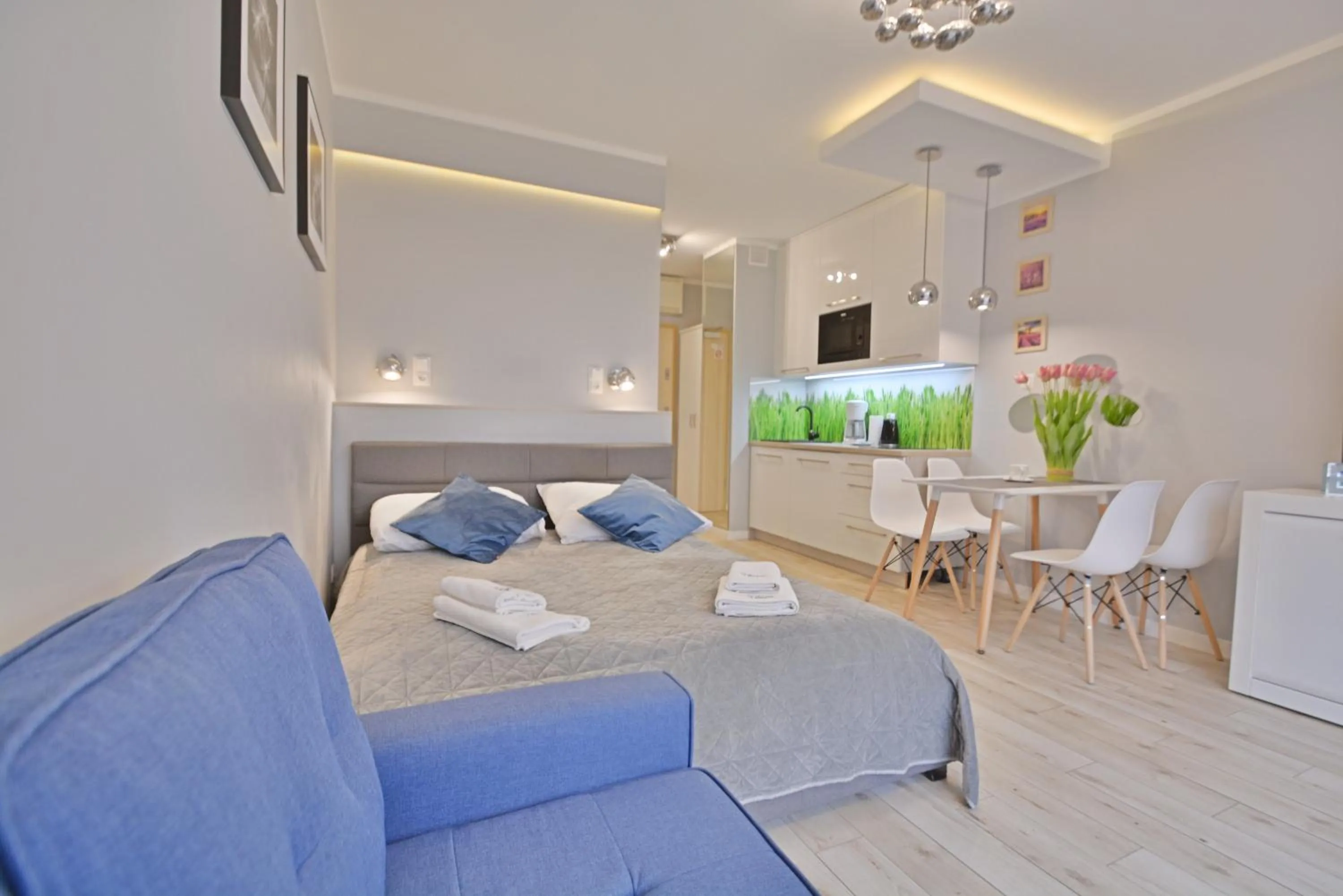 Photo of the whole room, Bed in Osiedle Cesarskie Apartamenty - Parking - Apartamenty Bryza