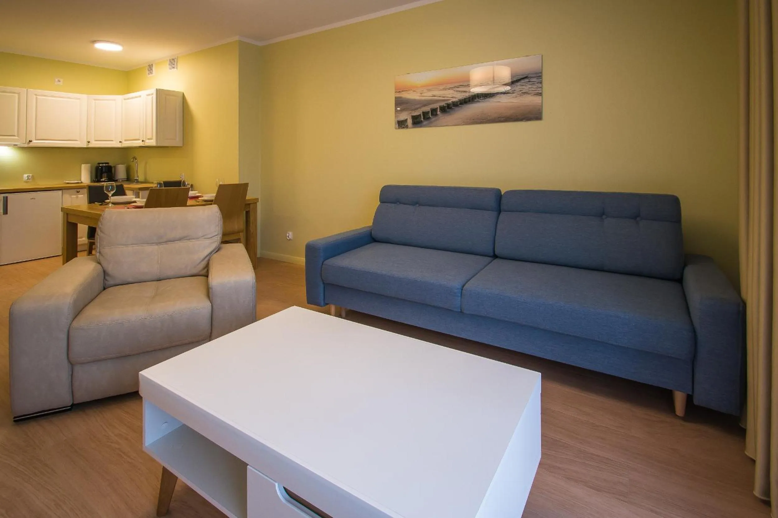 Seating area in Osiedle Cesarskie Apartamenty - Parking - Apartamenty Bryza