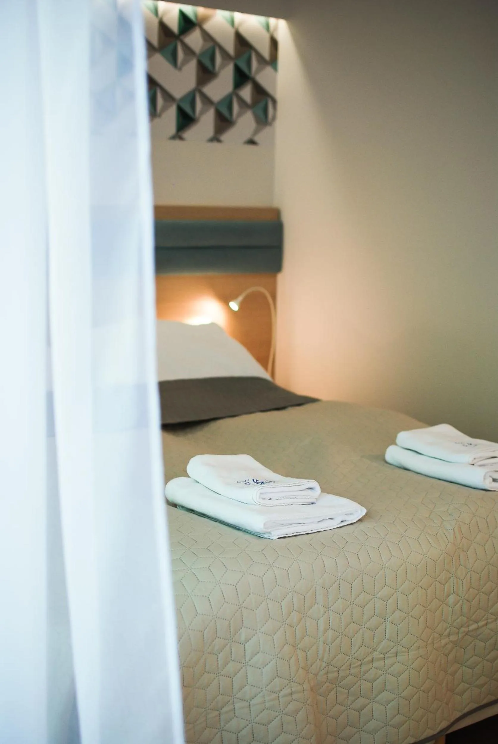 Bedroom, Bed in Osiedle Cesarskie Apartamenty - Parking - Apartamenty Bryza