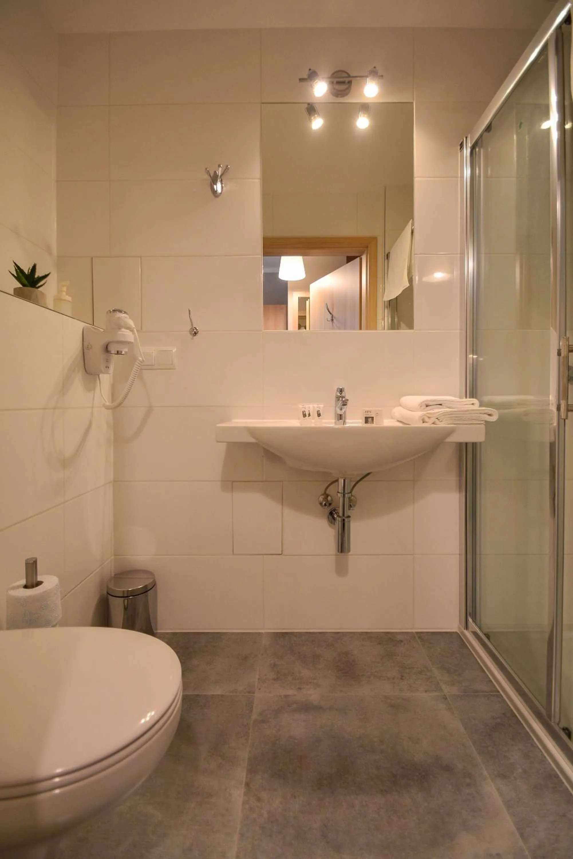 Bathroom in Osiedle Cesarskie Apartamenty - Parking - Apartamenty Bryza