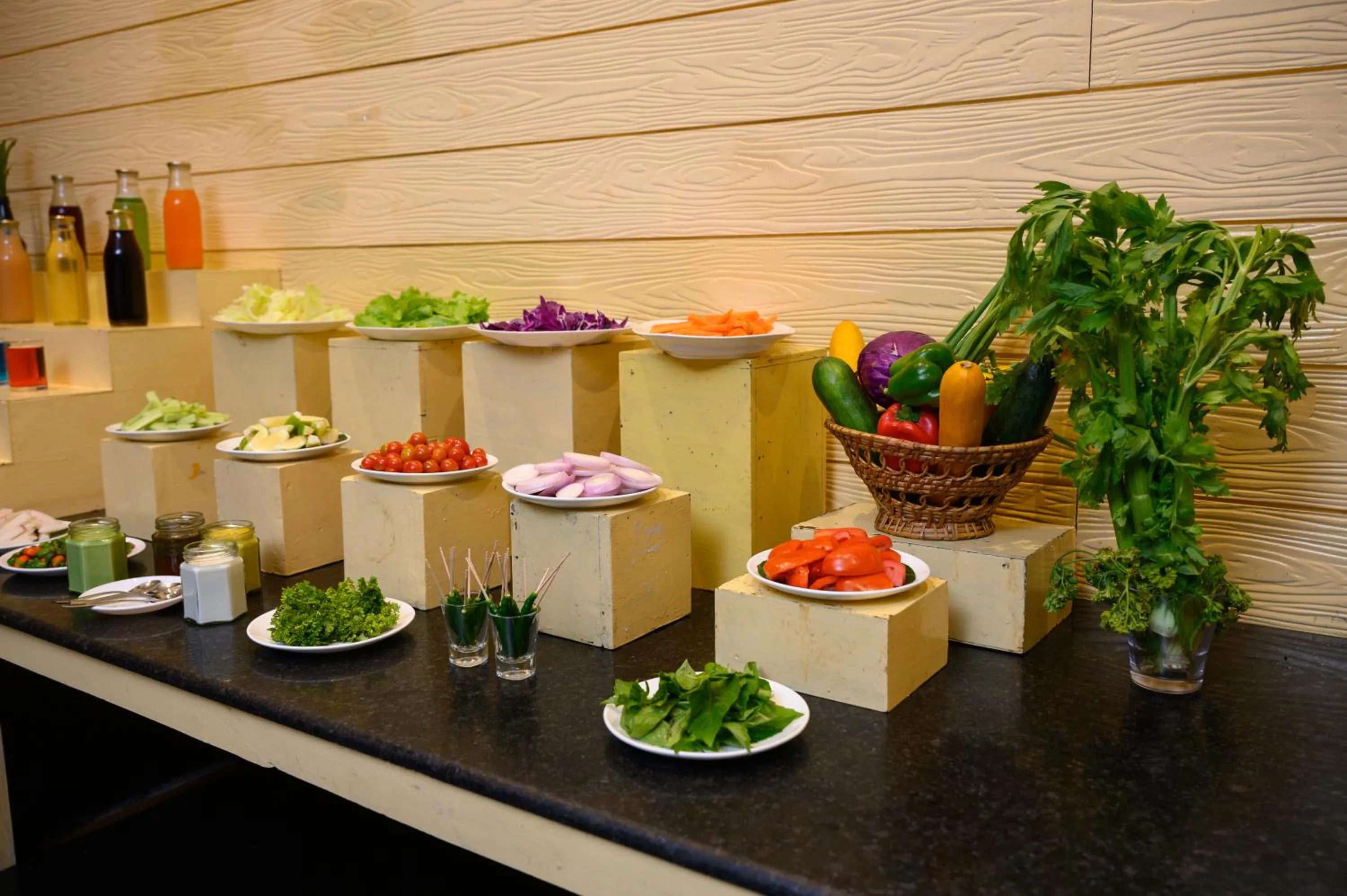 Breakfast in Sinclairs Retreat Dooars, Chalsa