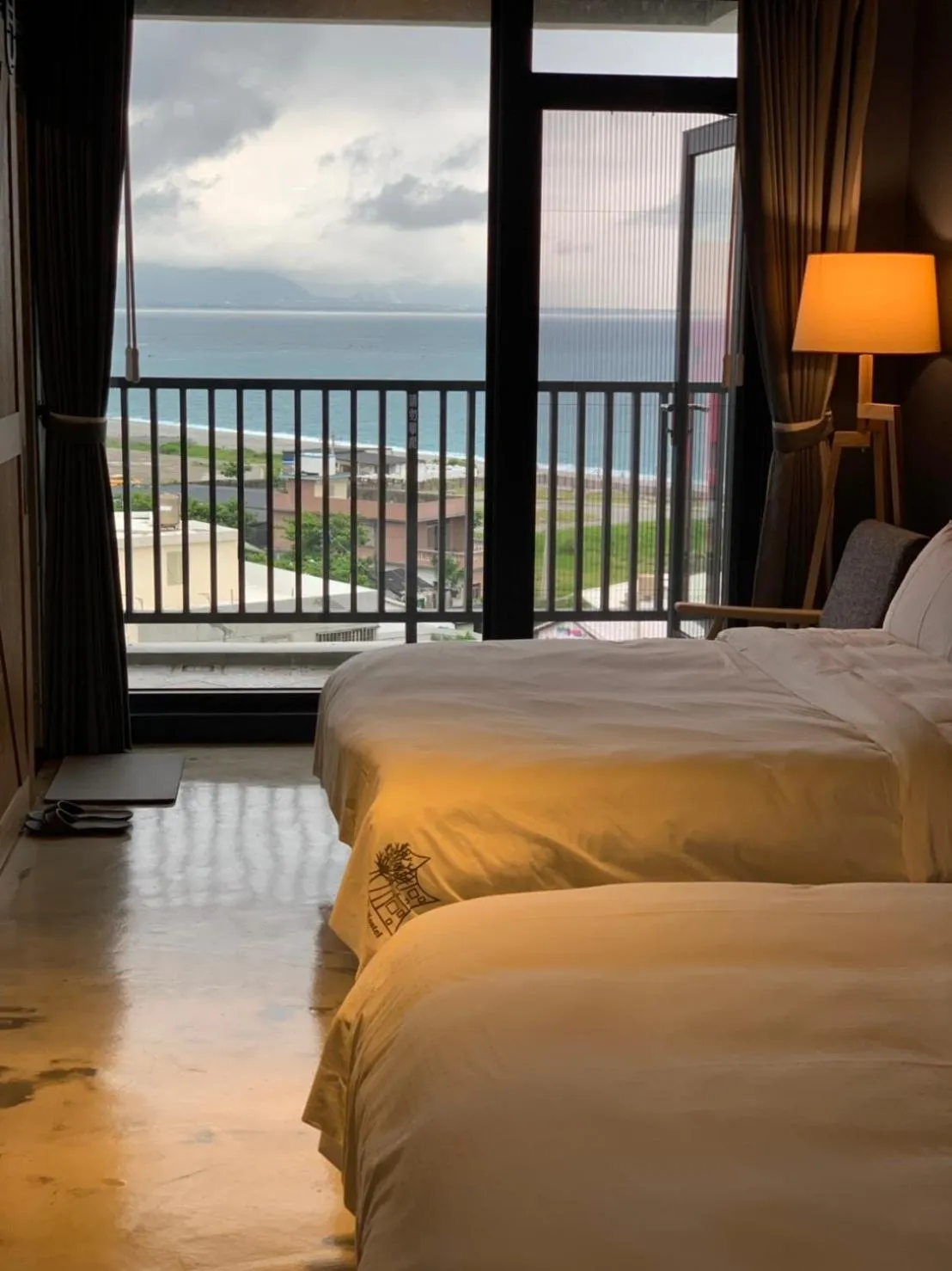 Sea view, Bed in Come Sit Hostel