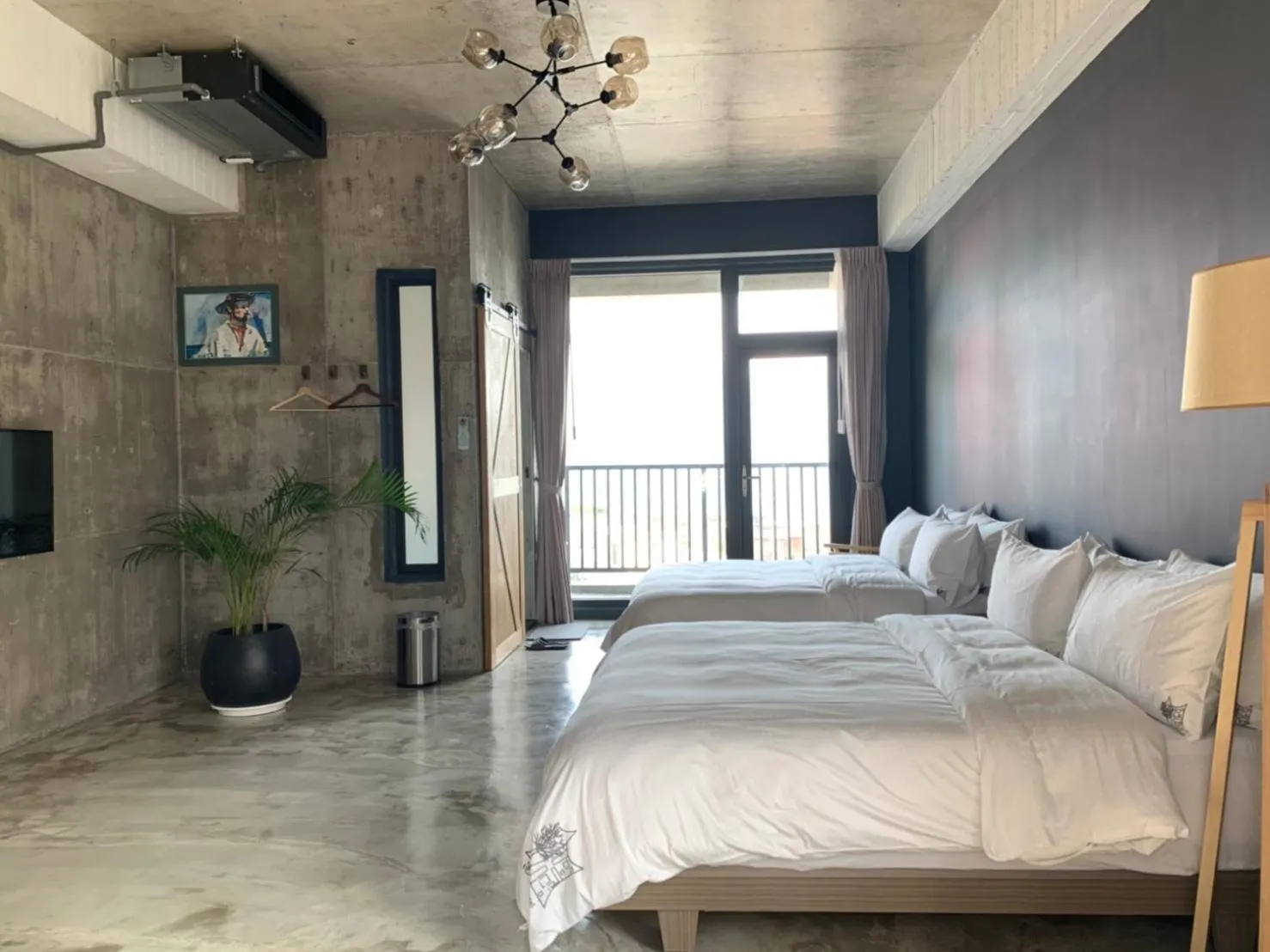 Bed in Come Sit Hostel