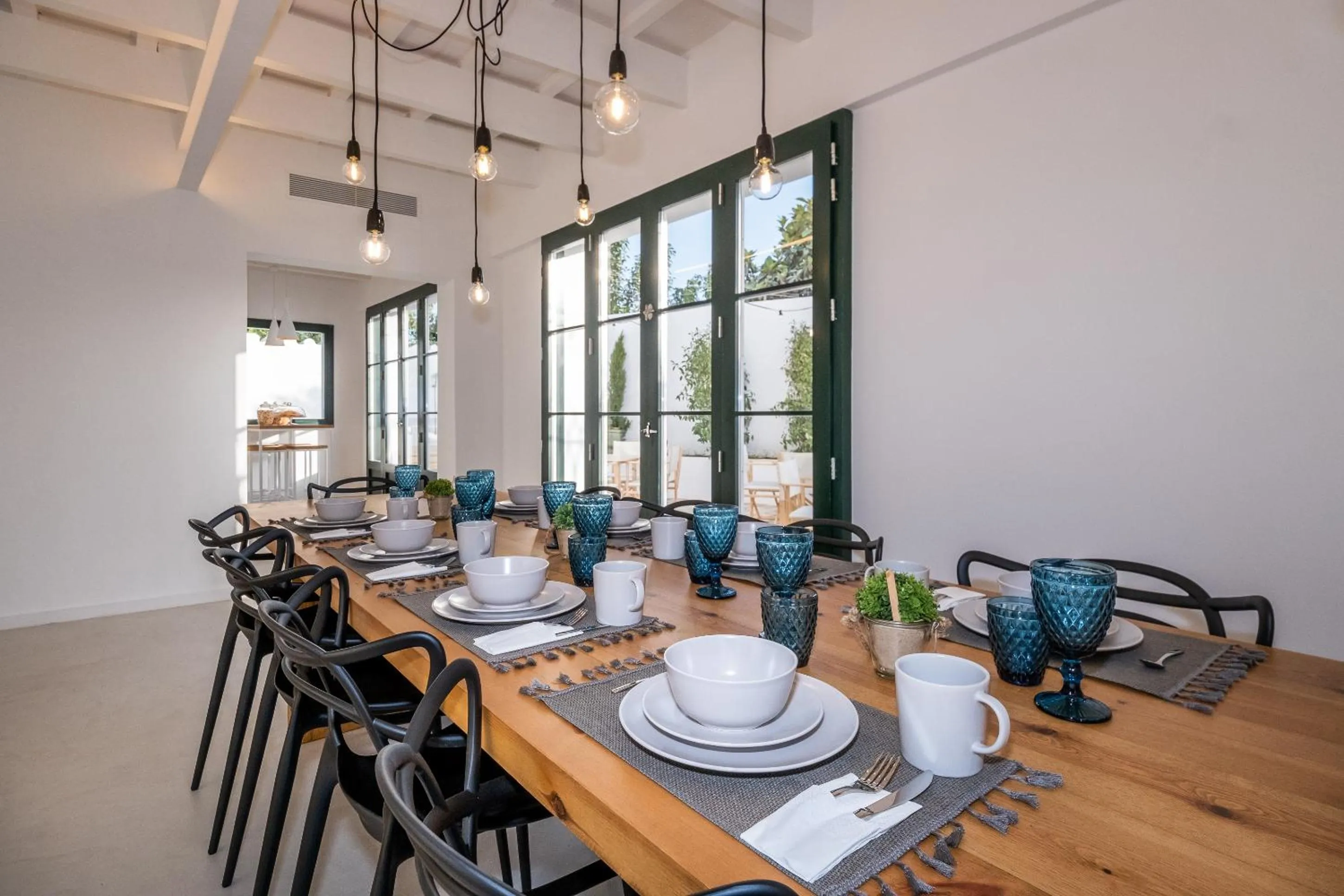 Dining area in Hotel m - 27