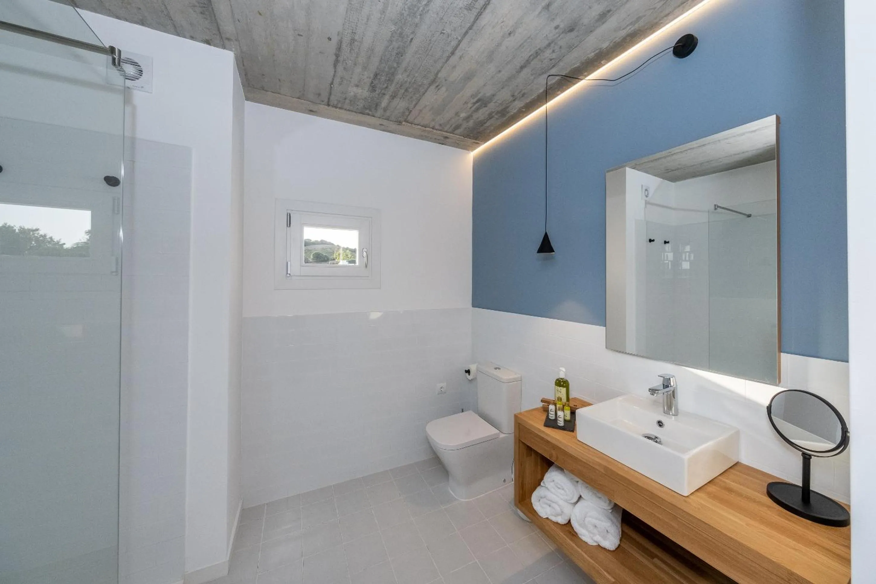 Shower in Hotel m - 27