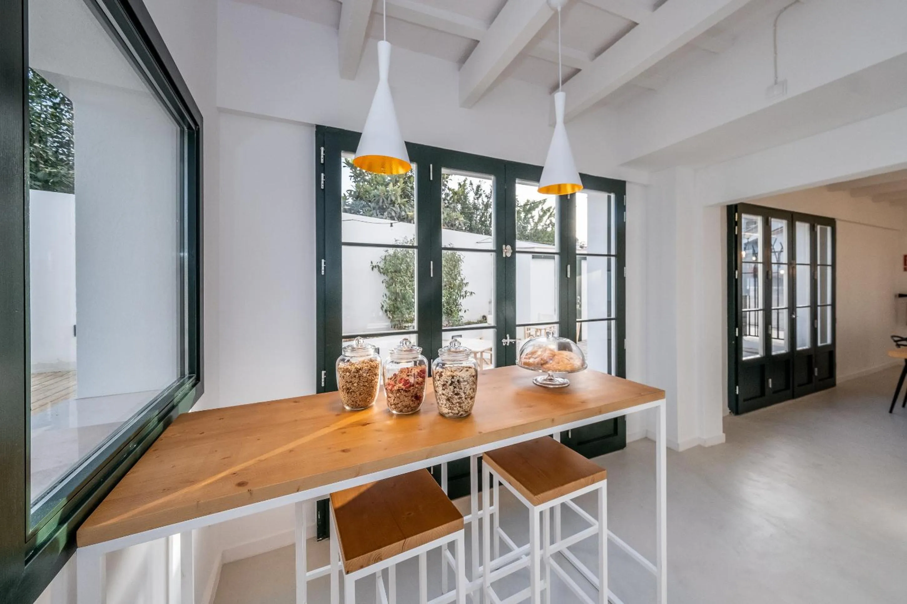 Continental breakfast in Hotel m - 27