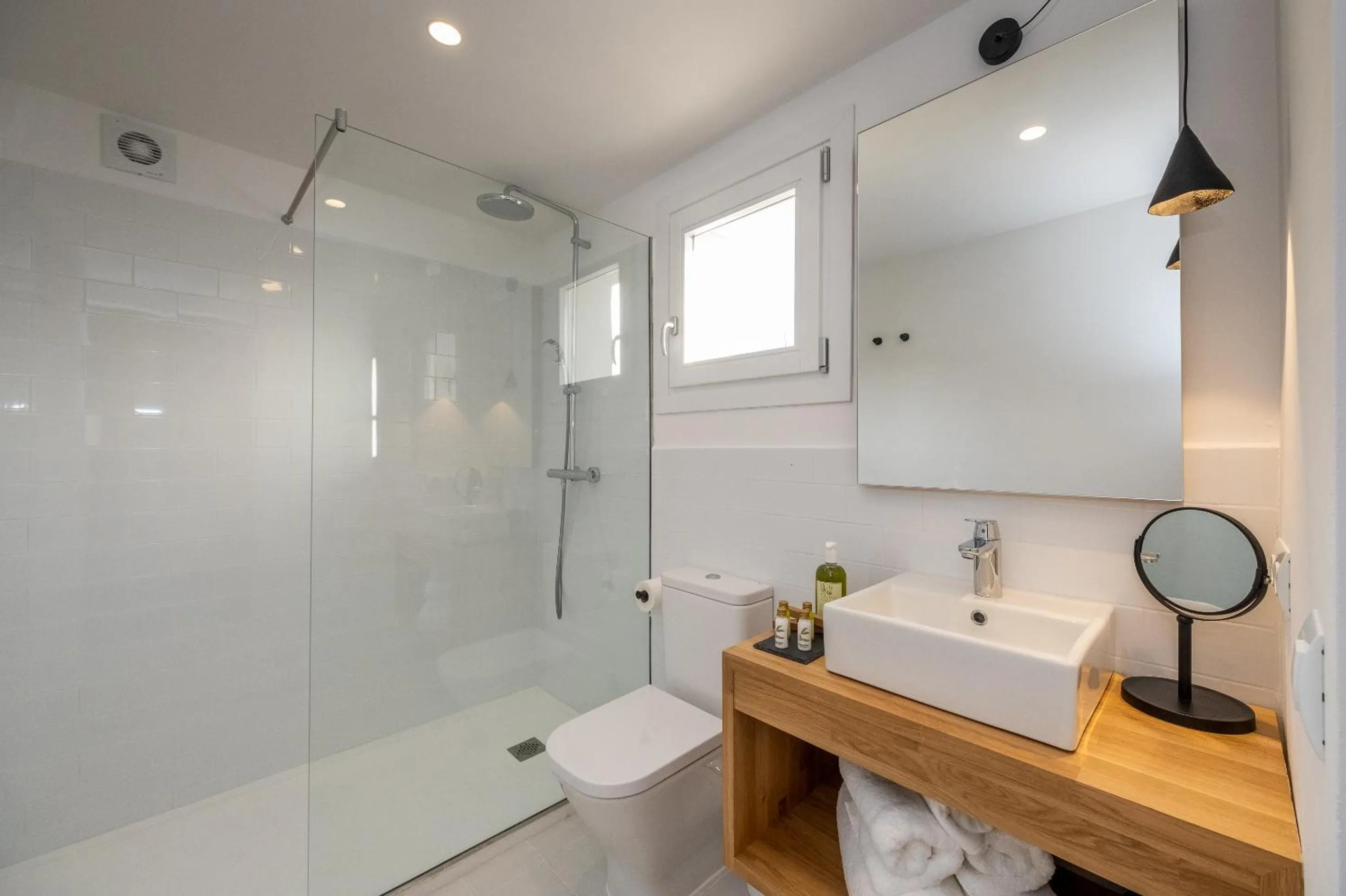 Shower in Hotel m - 27