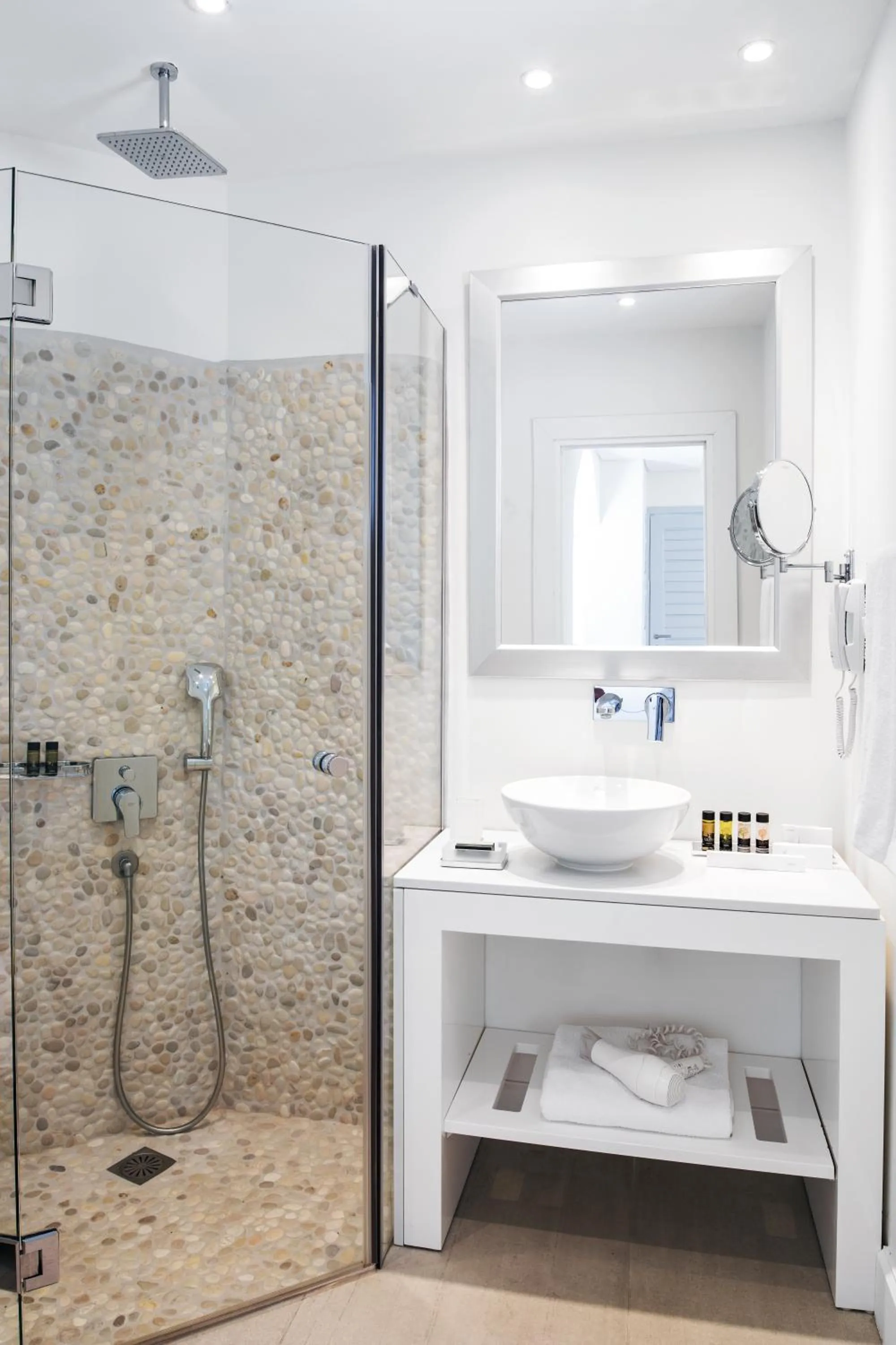 Bathroom in Marpunta Resort, Santikos Collection