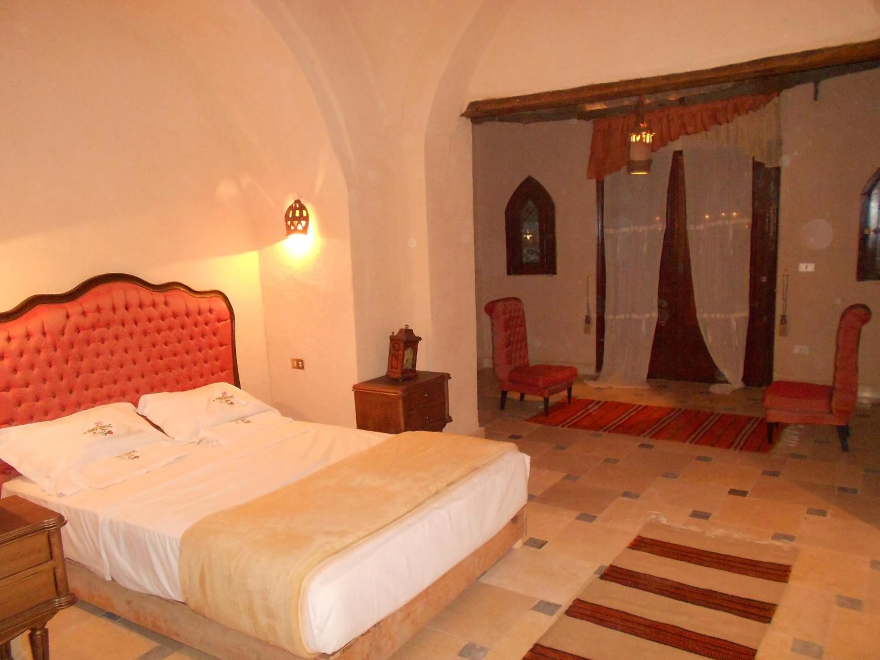 Bed in Shanda Lodge Desert Resort