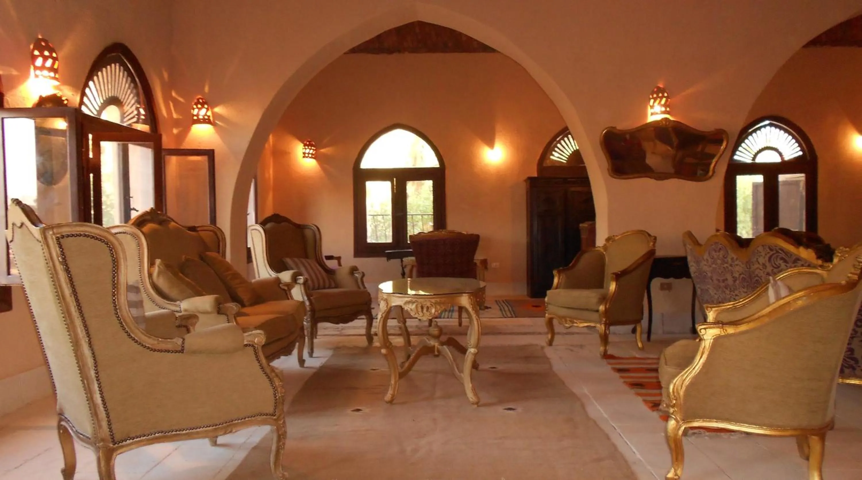 Communal lounge/ TV room in Shanda Lodge Desert Resort