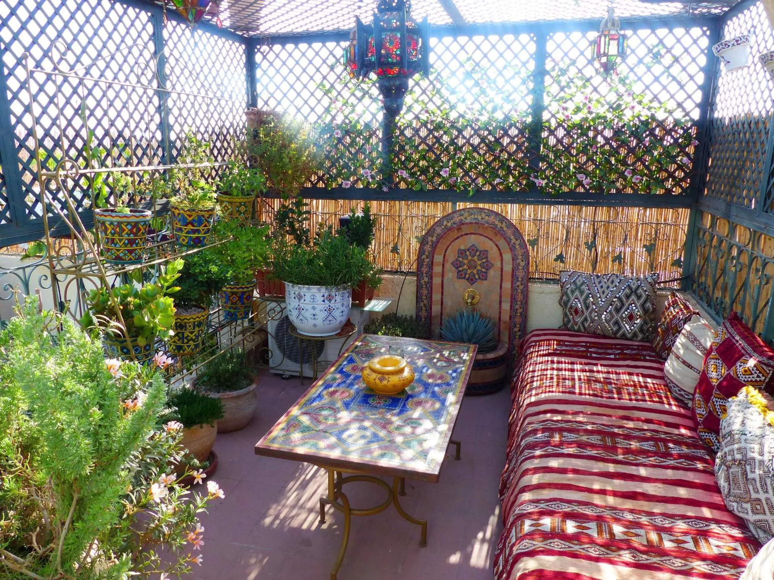 Balcony/Terrace in Riad Cherihane