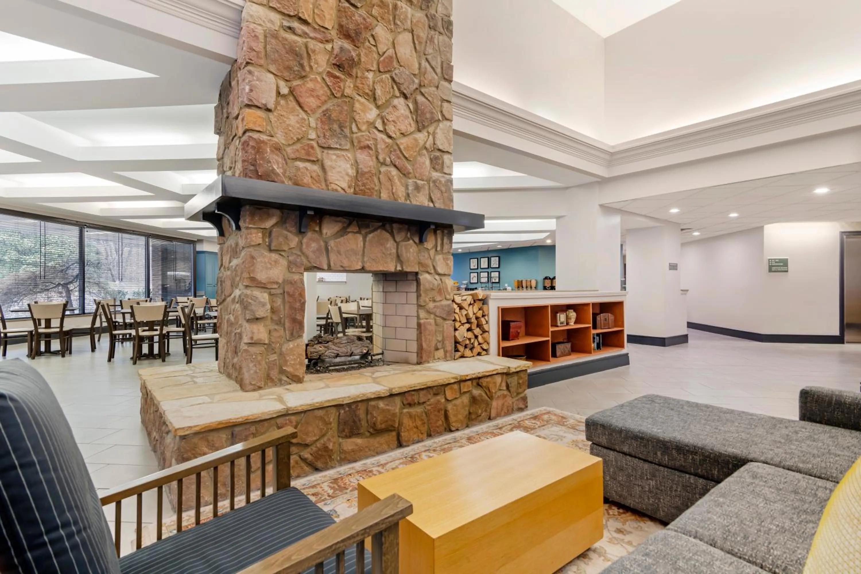 Lobby or reception in Country Inn & Suites by Radisson, Atlanta Galleria-Ballpark, GA