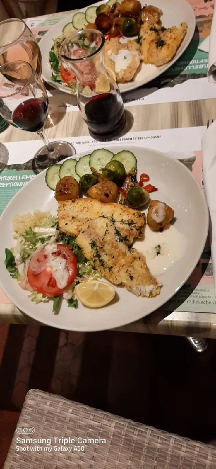 Restaurant/places to eat in Le Bellerive