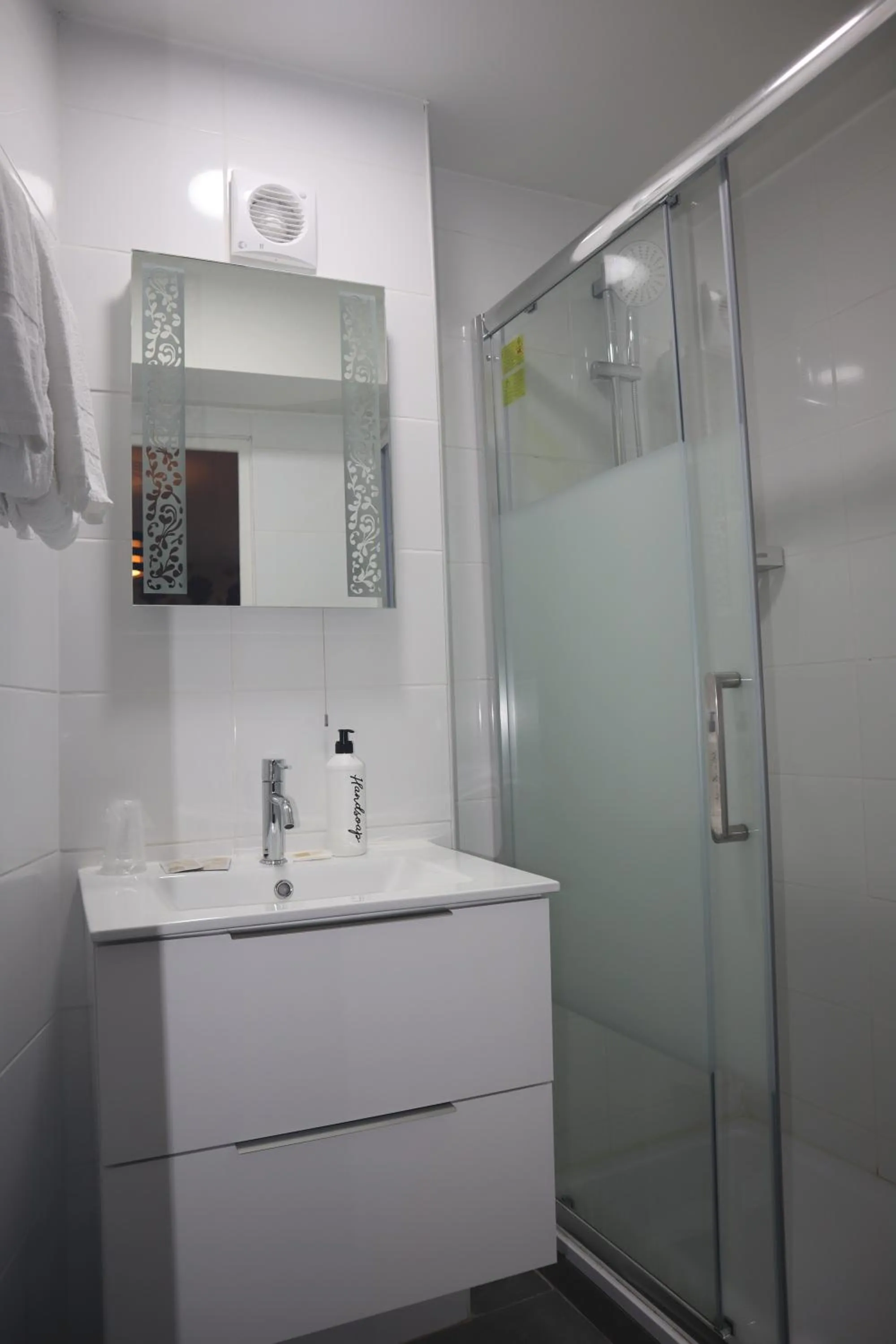 Shower in Le Bellerive