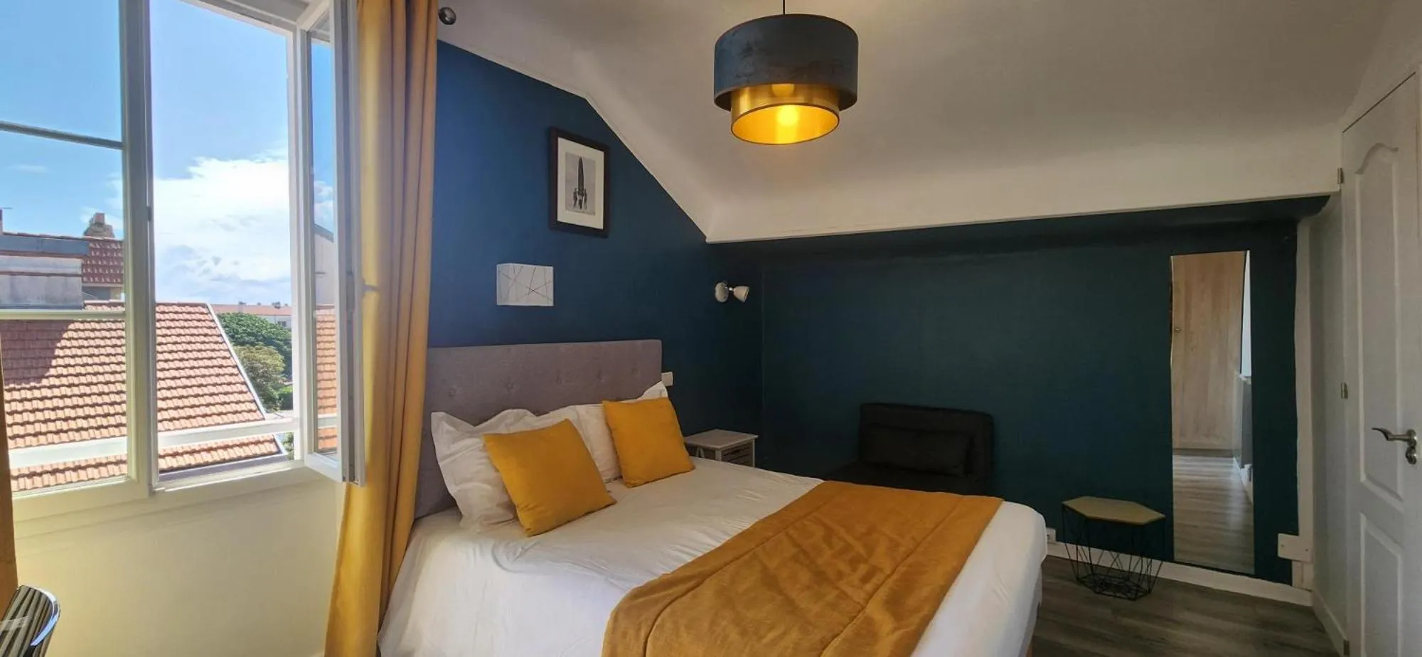 Photo of the whole room, Bed in Hôtel Parc Mazon-Biarritz