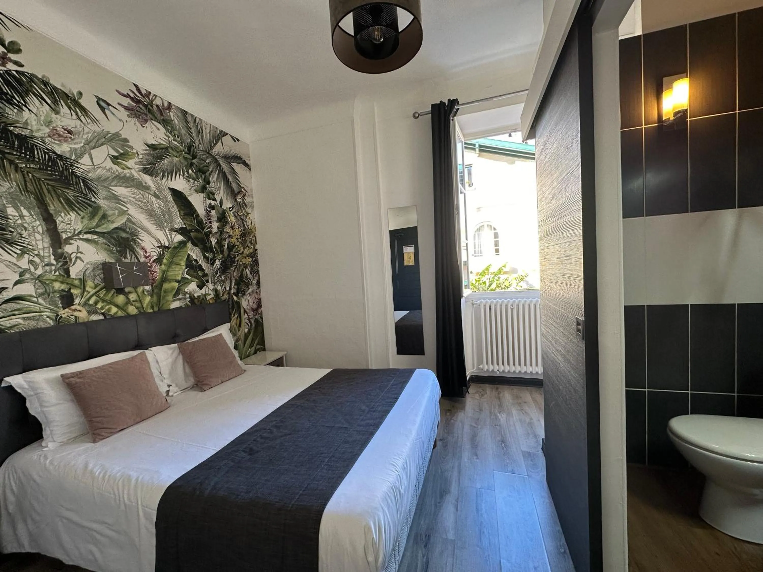 Bed in Hôtel Parc Mazon-Biarritz