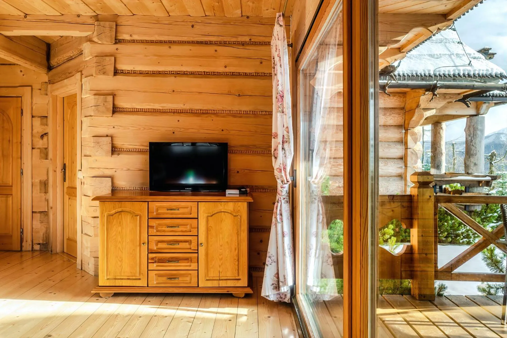 Communal lounge/ TV room in Osada Kościelisko - Tatry na Wyciągnięcie Ręki