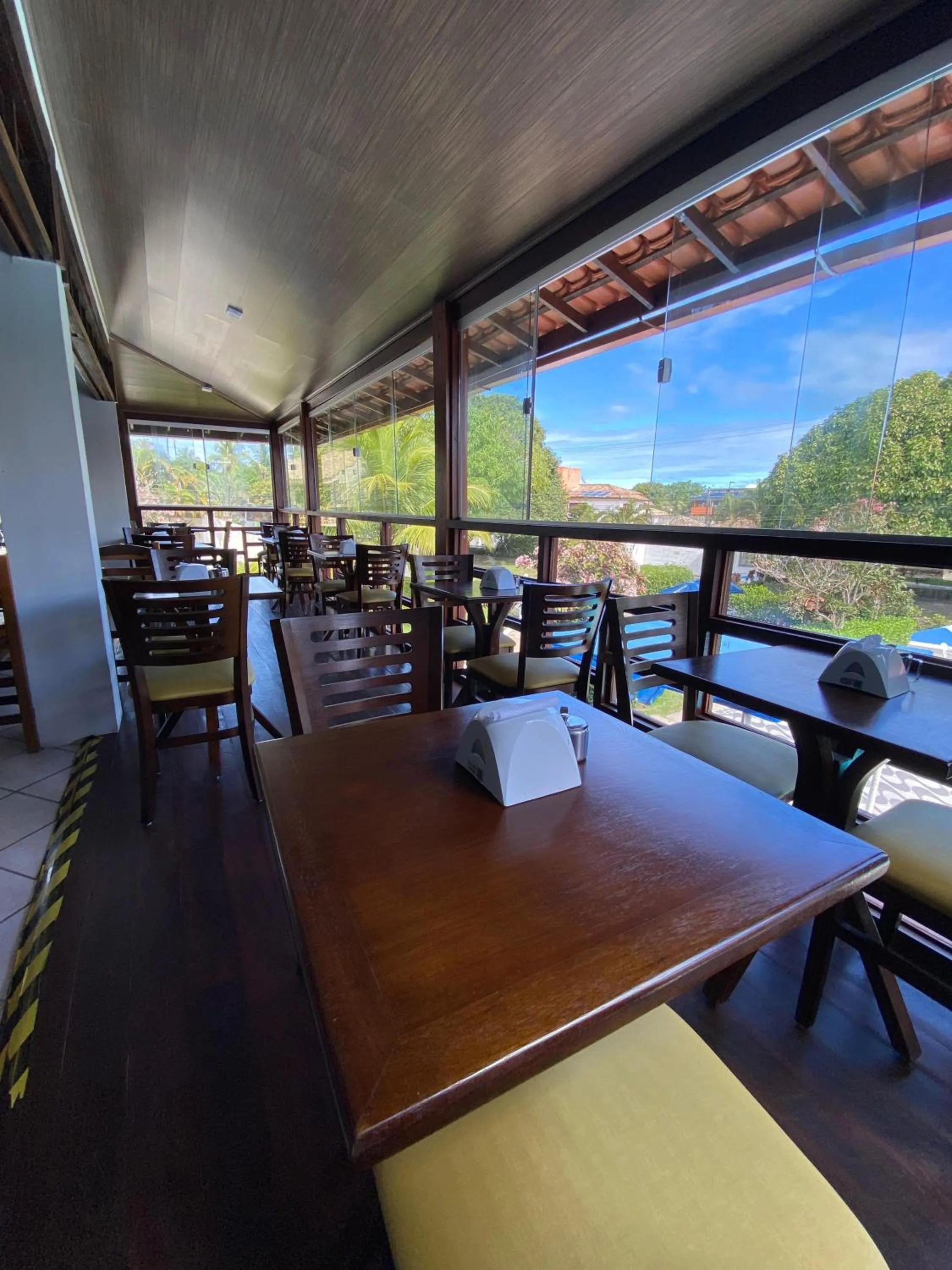 Breakfast in Hotel Porto das Ancoras