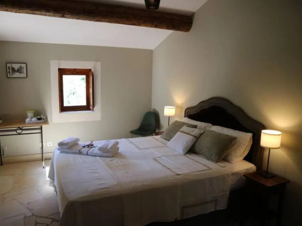 Bed in Mas du Rollier Chambres d'hôtes
