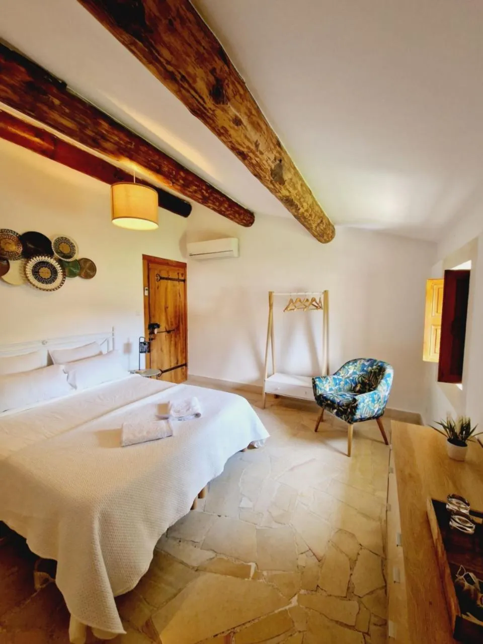 Bed in Mas du Rollier Chambres d'hôtes