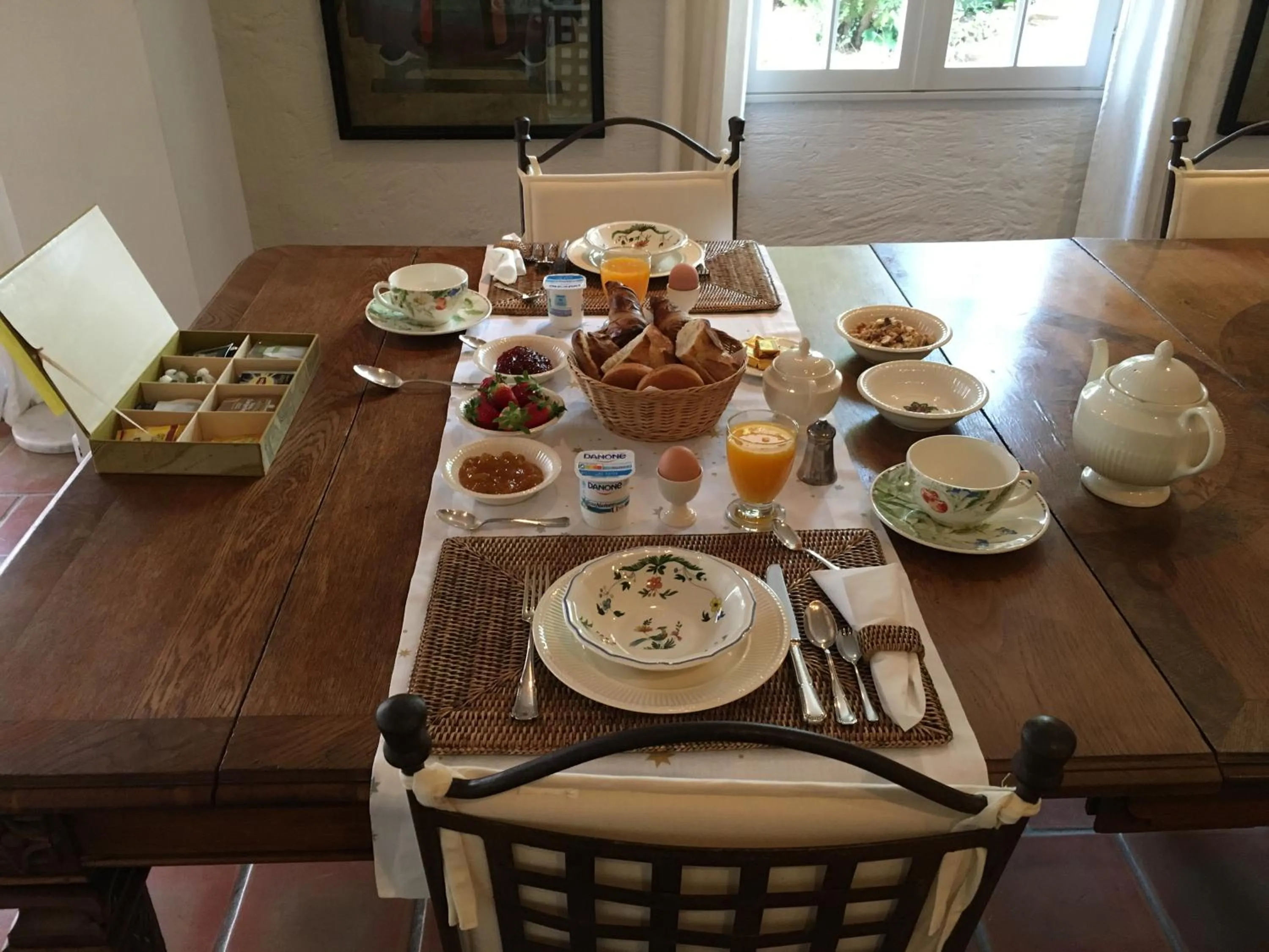 Dining area in L' Esmerand