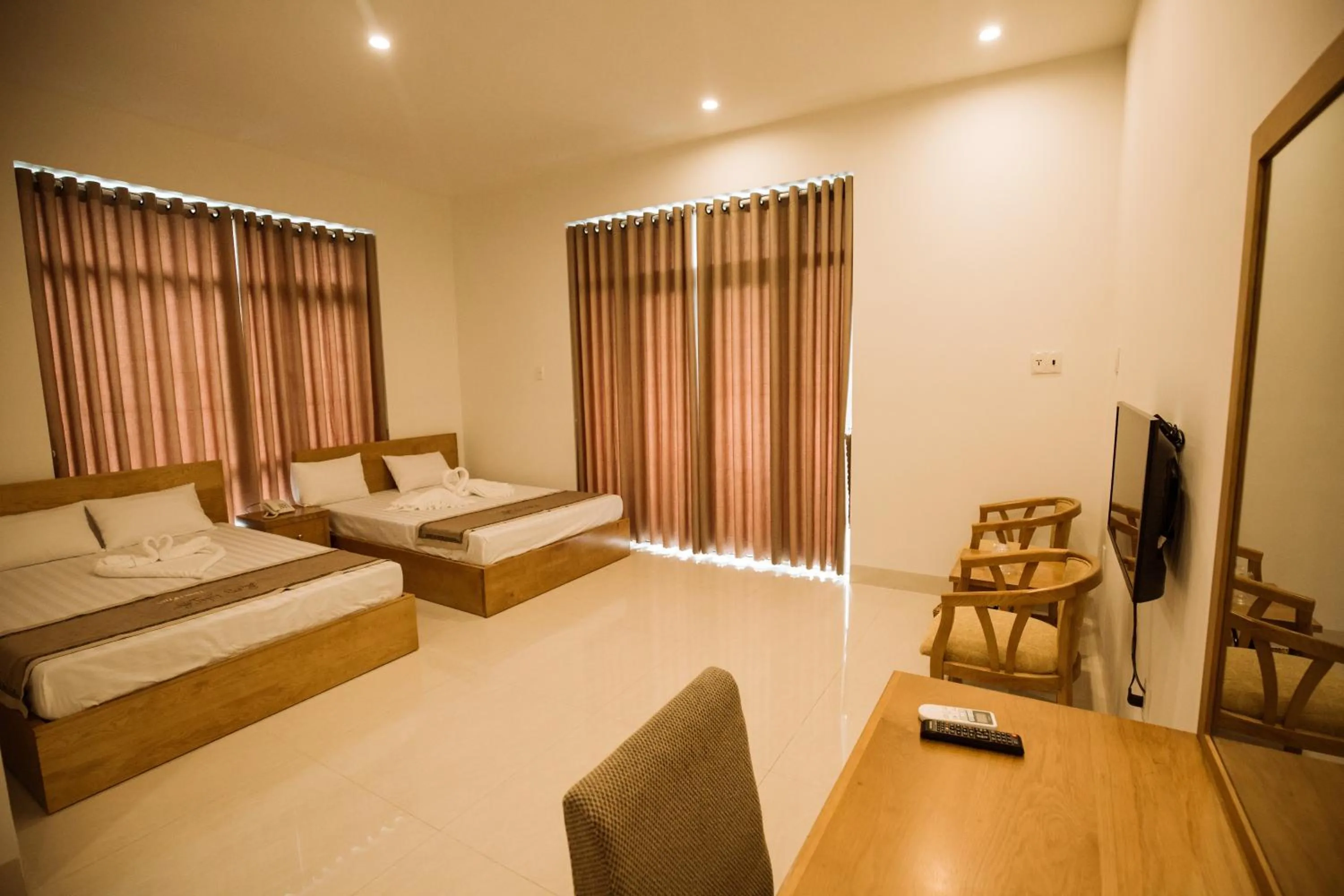 Bed in Tuyet Suong Villa Hotel