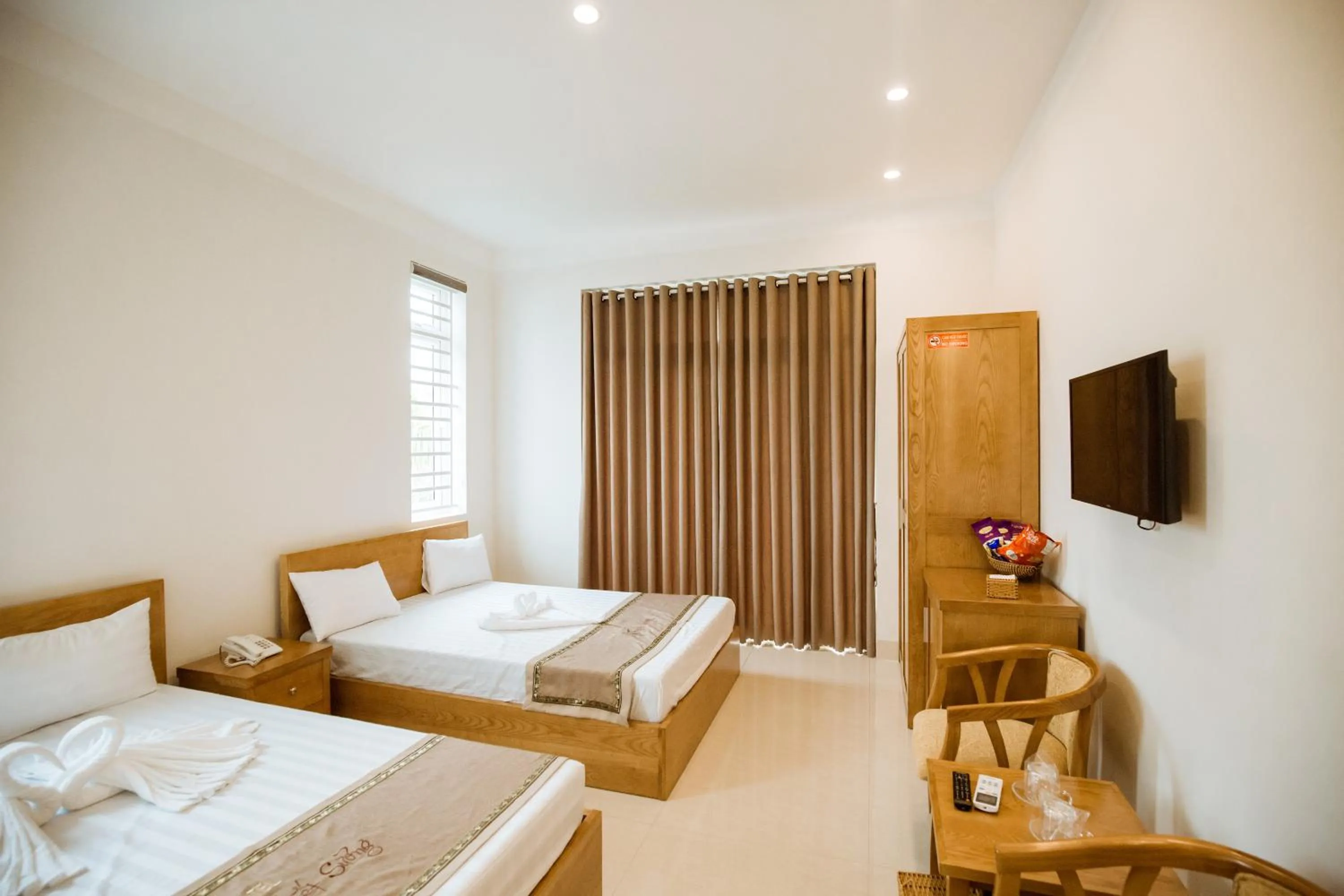 Bed in Tuyet Suong Villa Hotel