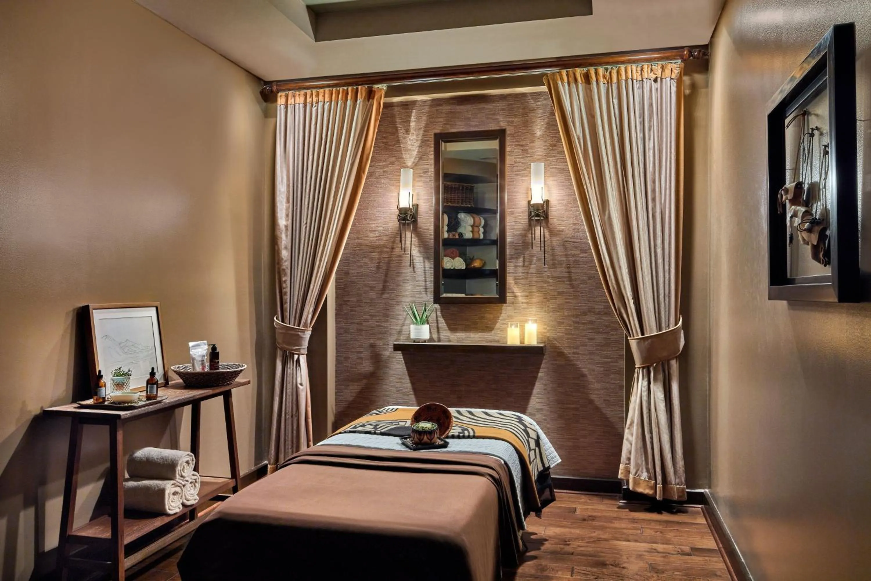 Spa and wellness centre/facilities, Bed in Sheraton Grand at Wild Horse Pass