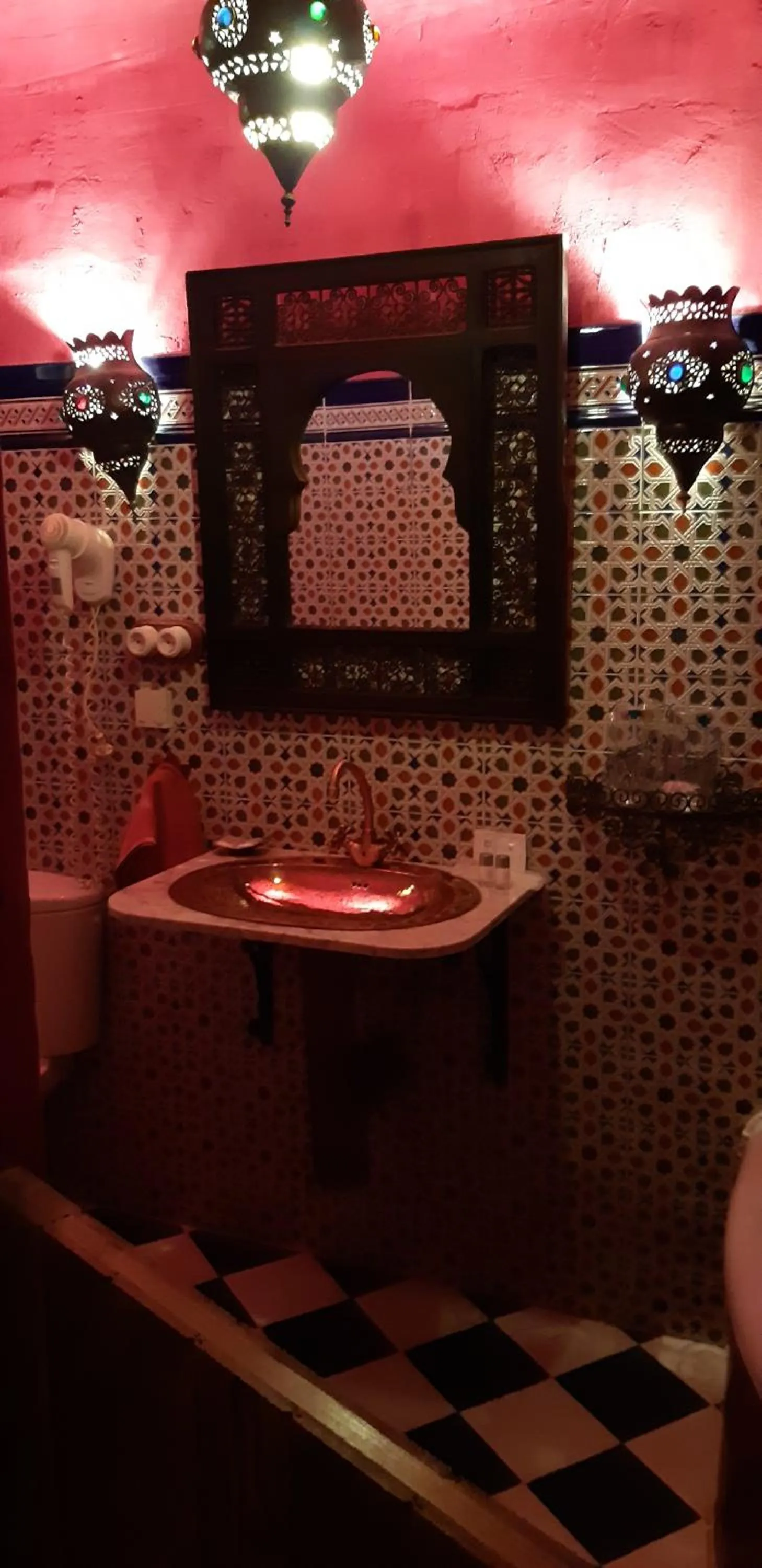 Hotel Cueva Tardienta Monegros-Adults Only