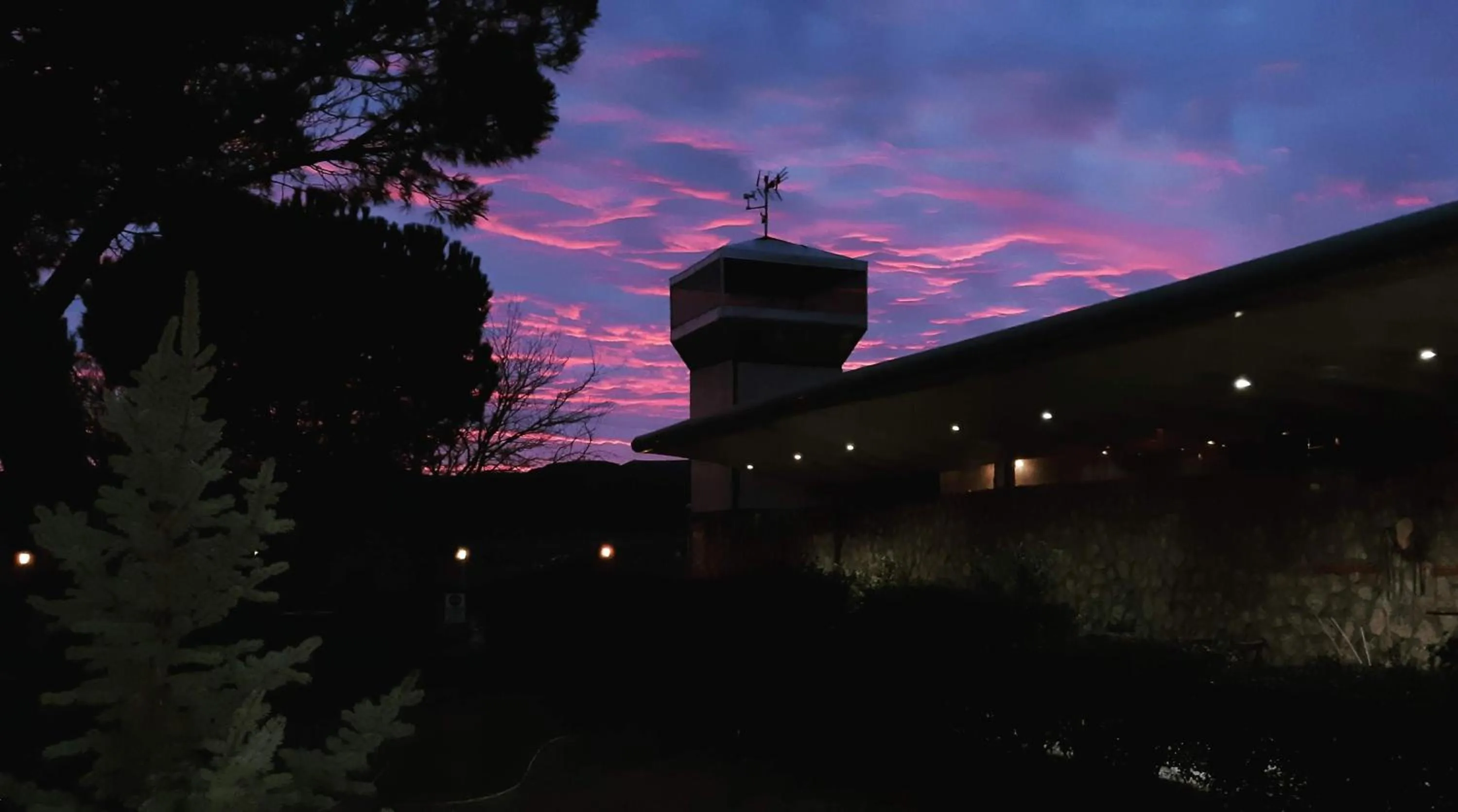 Hotel Cueva Tardienta Monegros-Adults Only