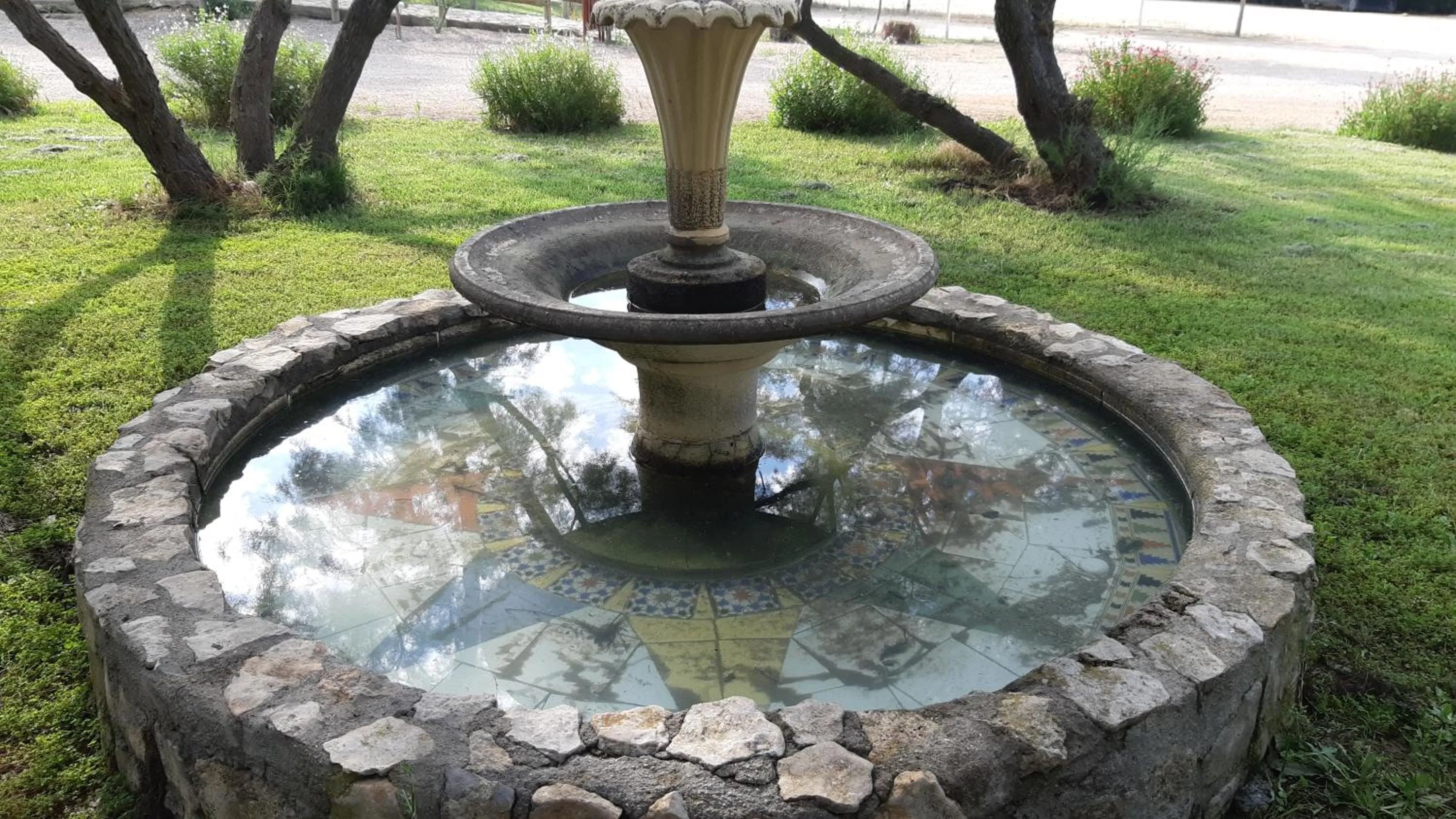 Hotel Cueva Tardienta Monegros-Adults Only