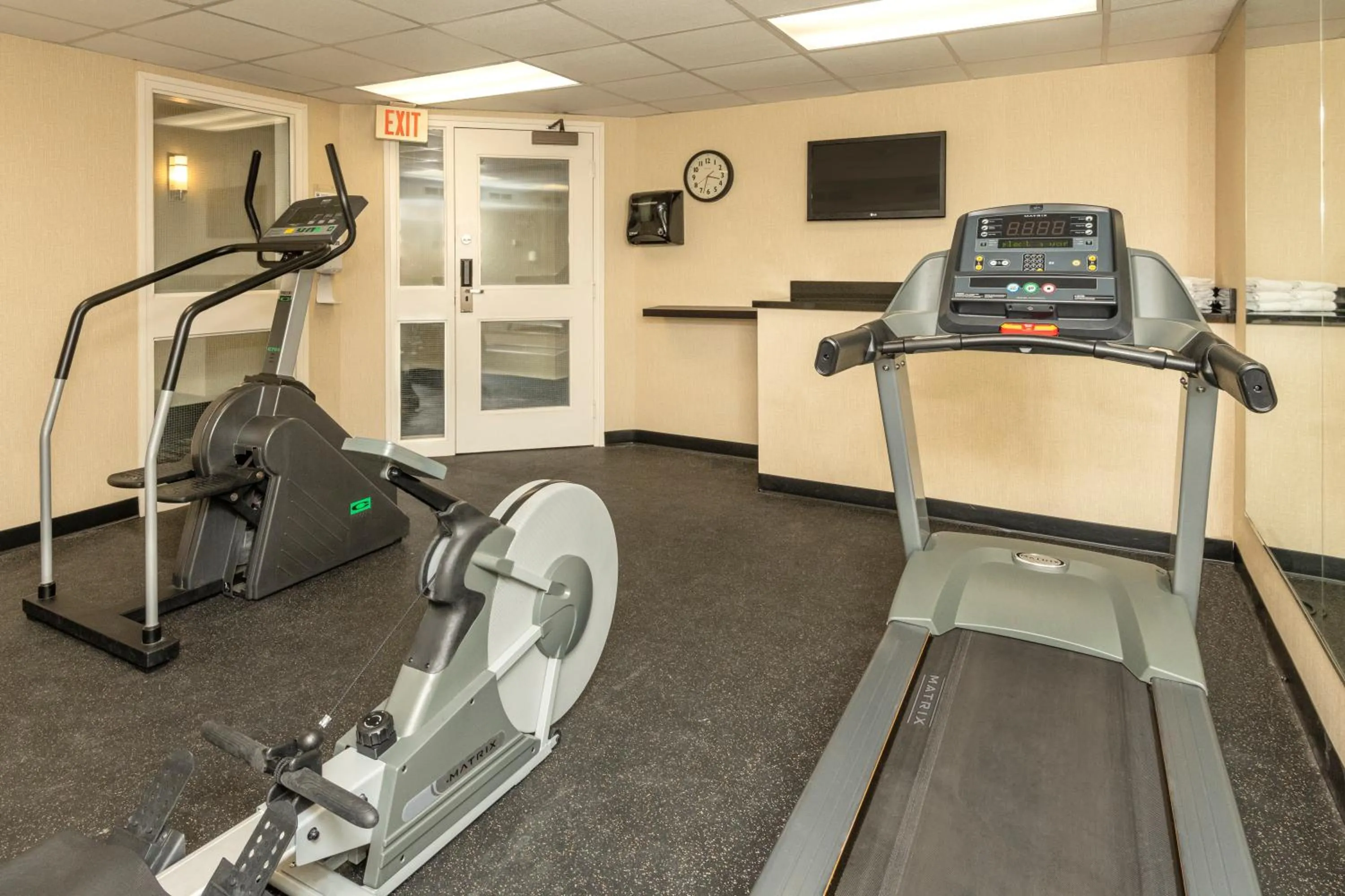 Fitness centre/facilities in Comfort Inn West