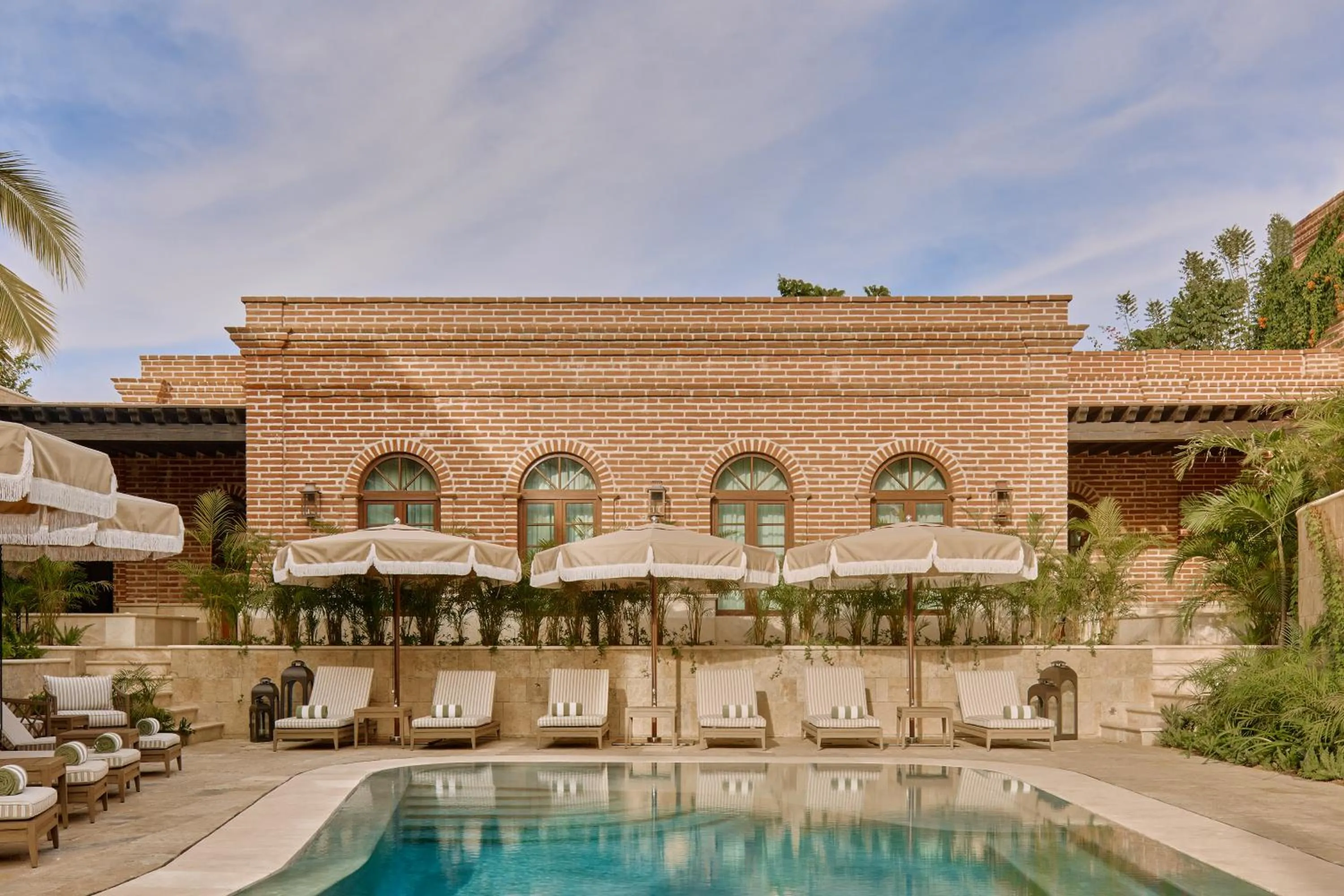 Swimming pool in Todos Santos Boutique Hotel