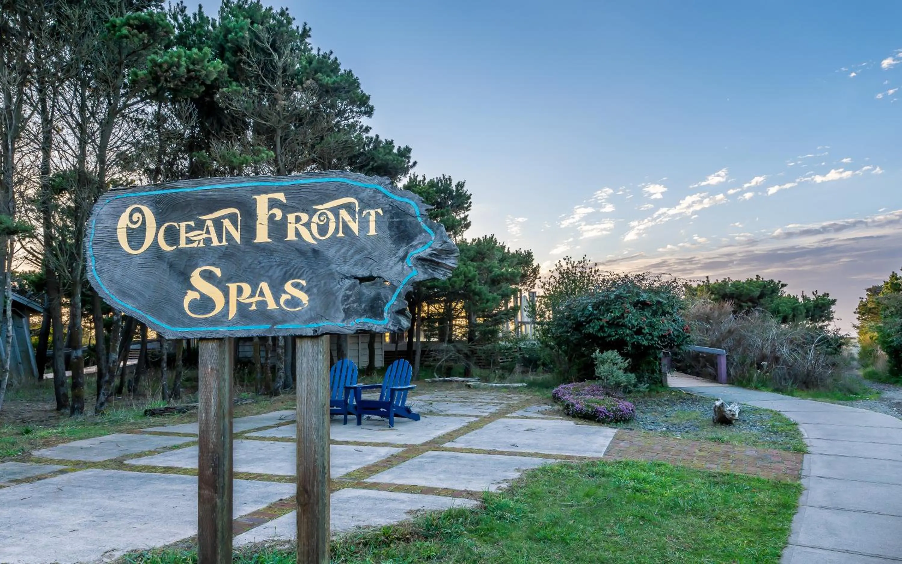 Property logo or sign in Gold Beach Inn