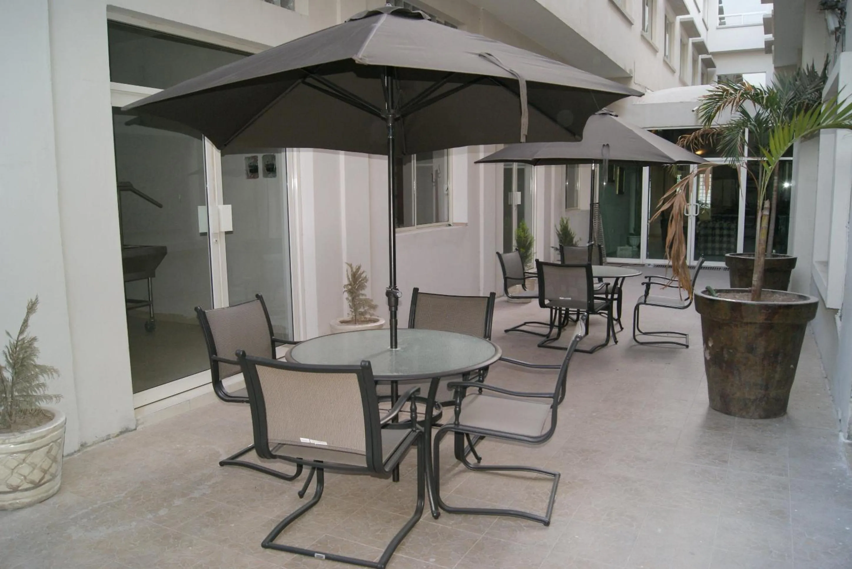 Patio in Savoy Express