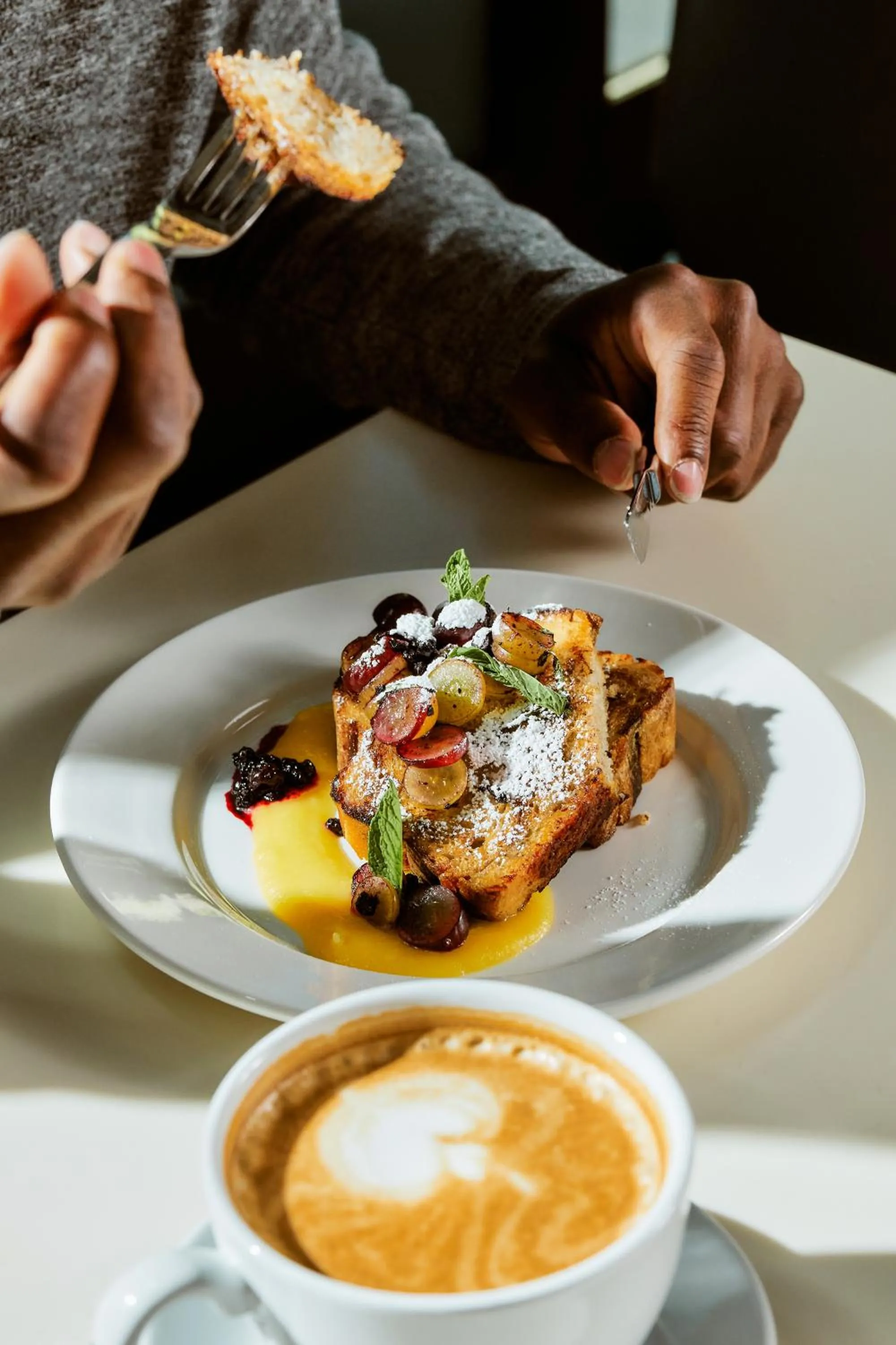 Restaurant/places to eat in W Seattle